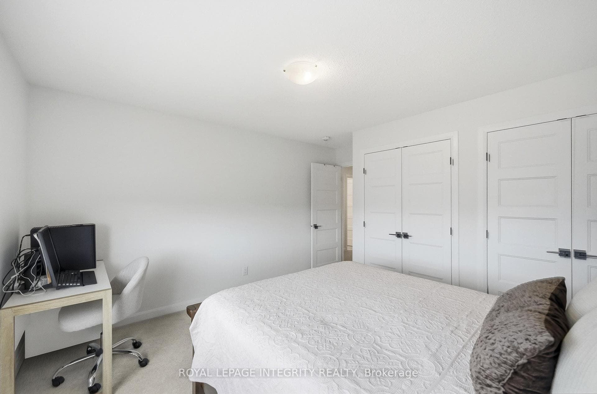 1161 Diamond Street photo 29