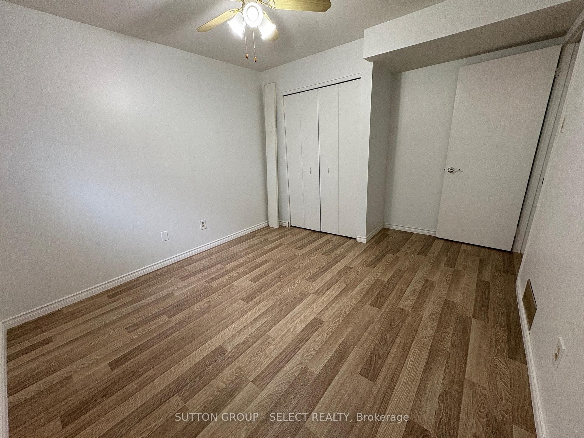114 St Lawrence Boulevard photo 14