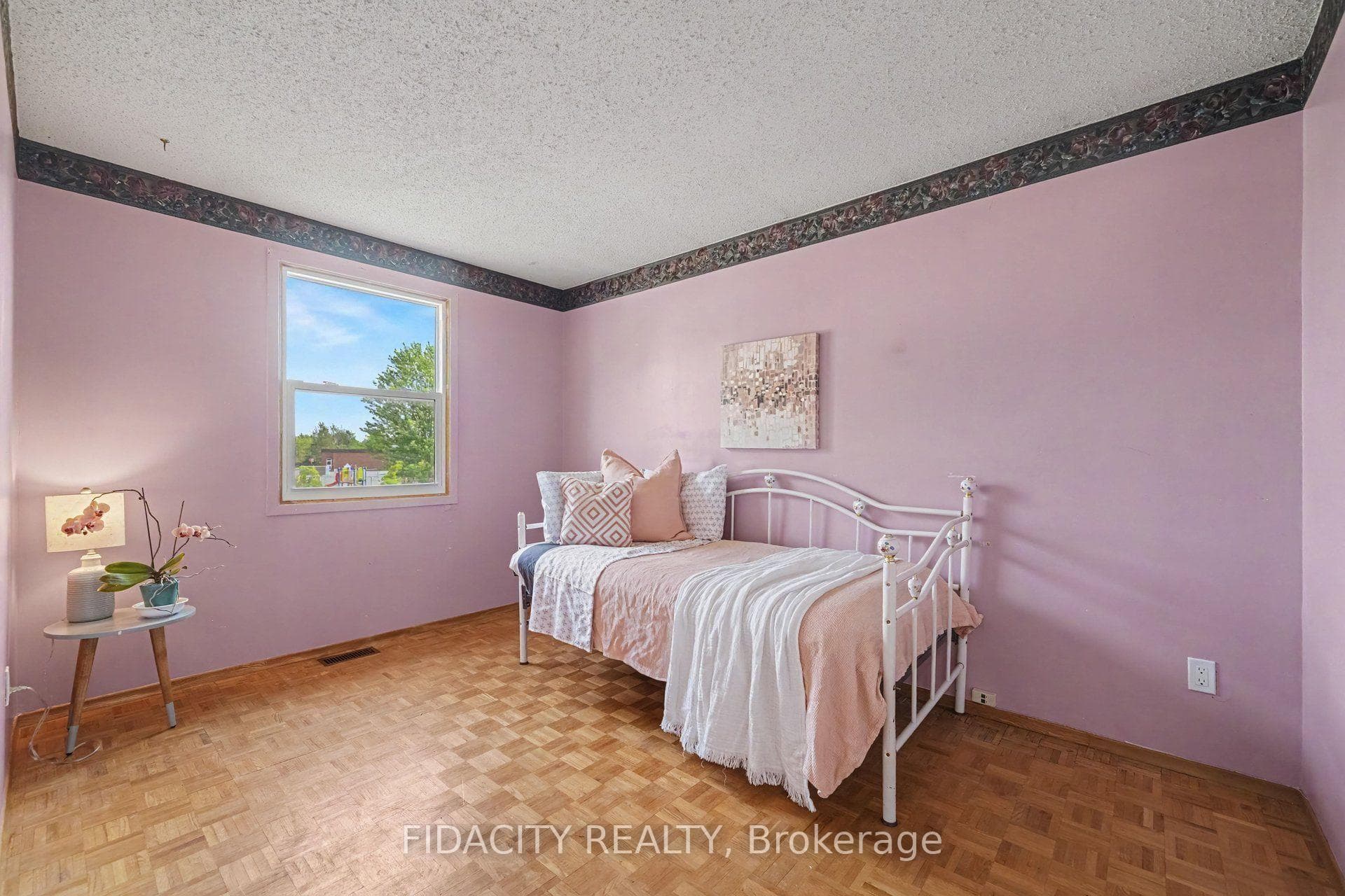 18 Ross Street photo 17