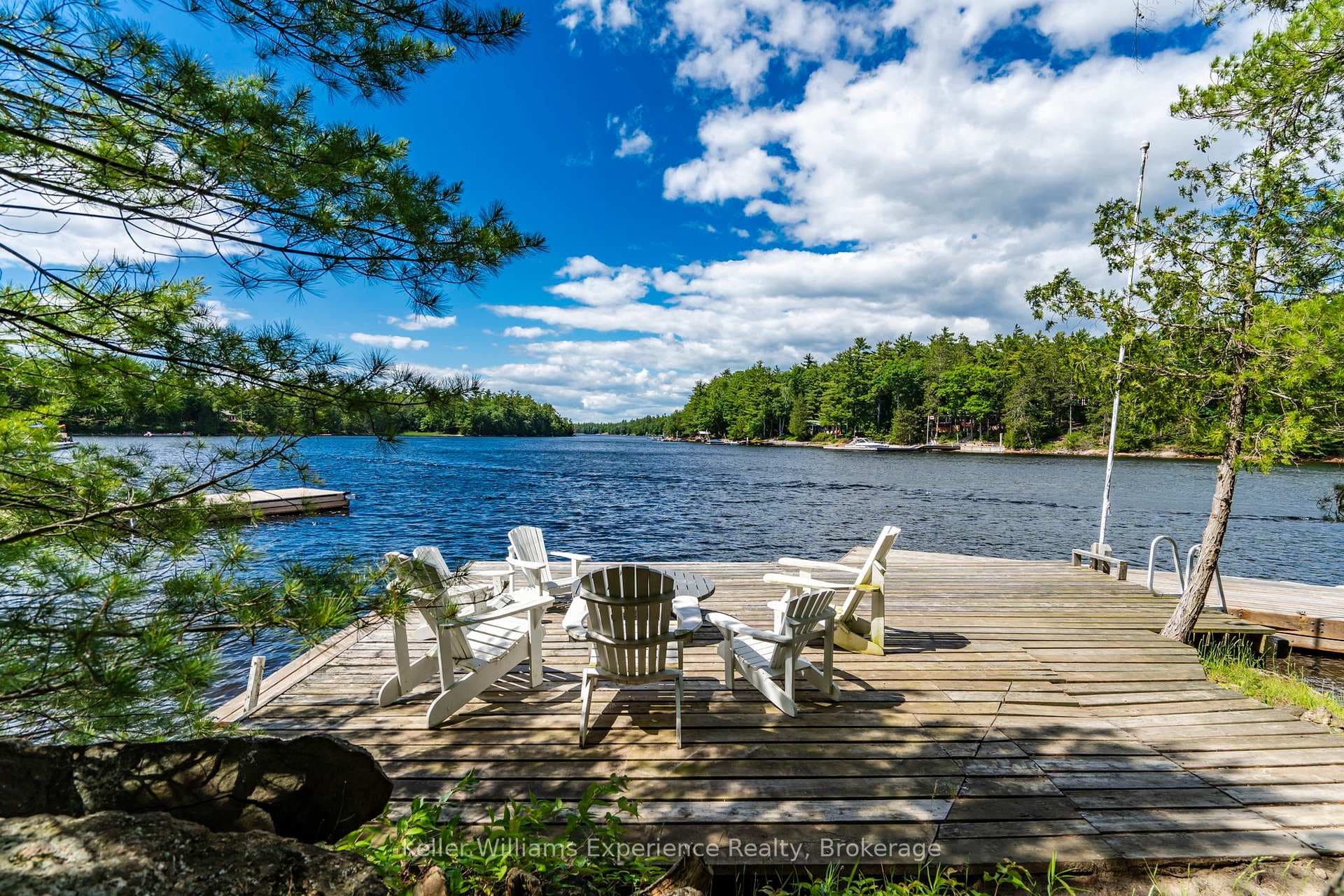 588 Island 1040 N/A photo 3