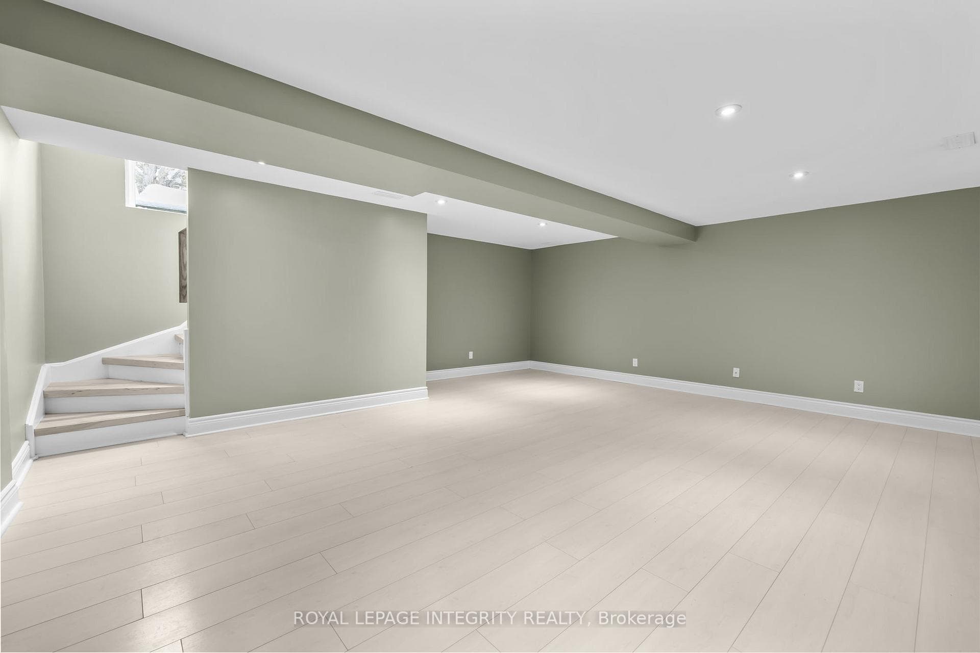 35 Randall James Drive photo 32