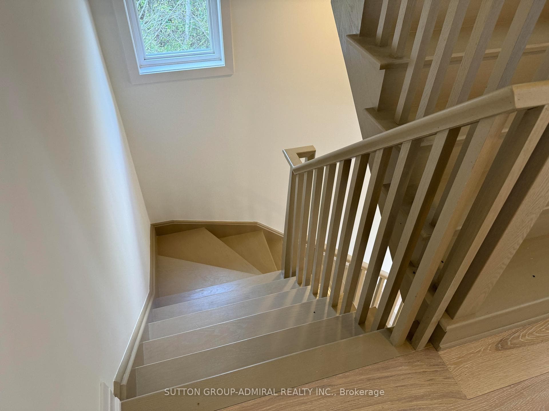 258 Hespeler Road Unit 023 photo 33