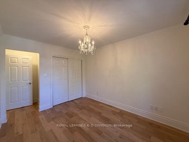 213 Cranbrooke Avenue photo 21