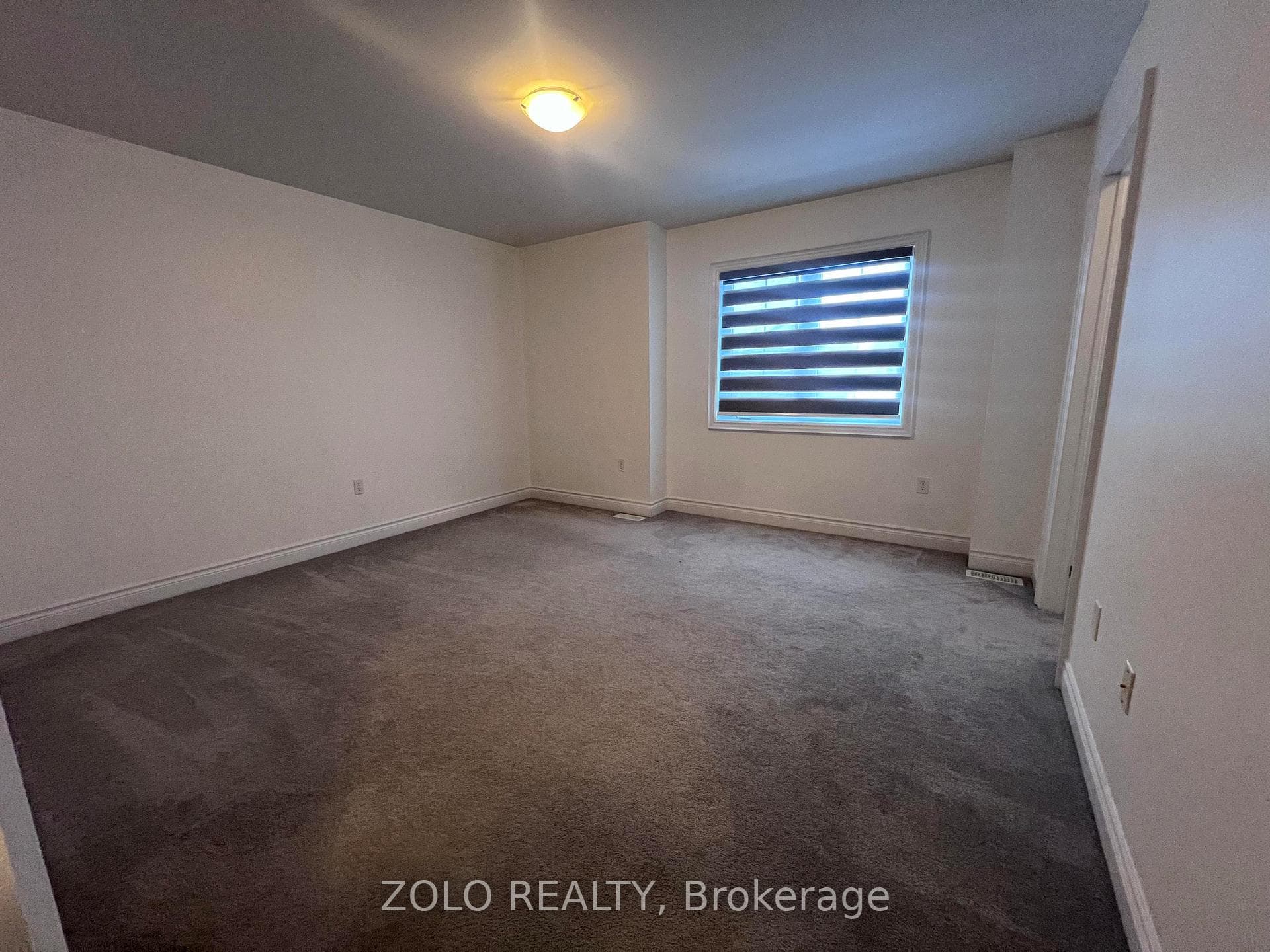 1531 dunedin Crescent photo 33