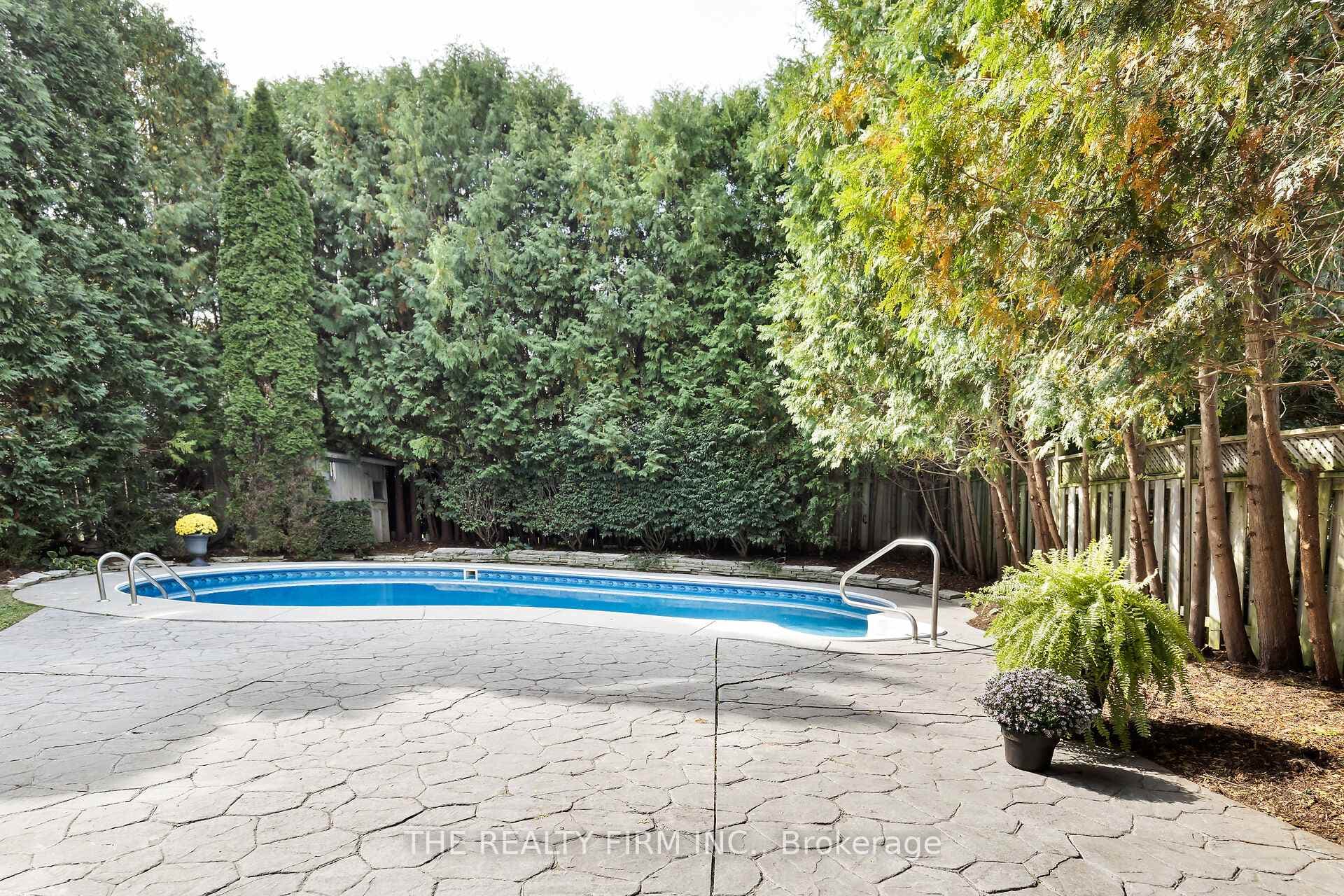 231 Sunnyside Drive photo 38