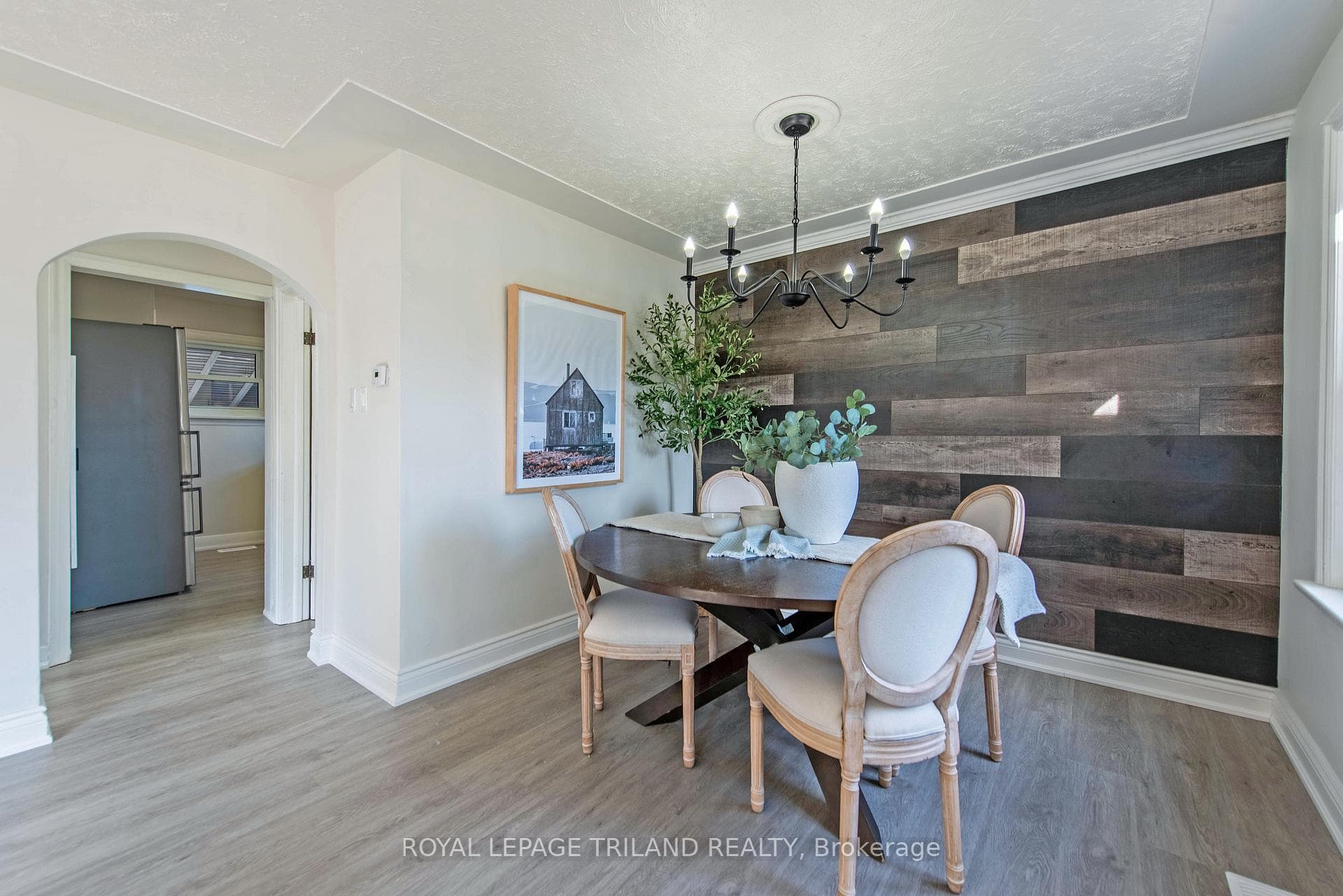 1001 Willow Drive photo 12