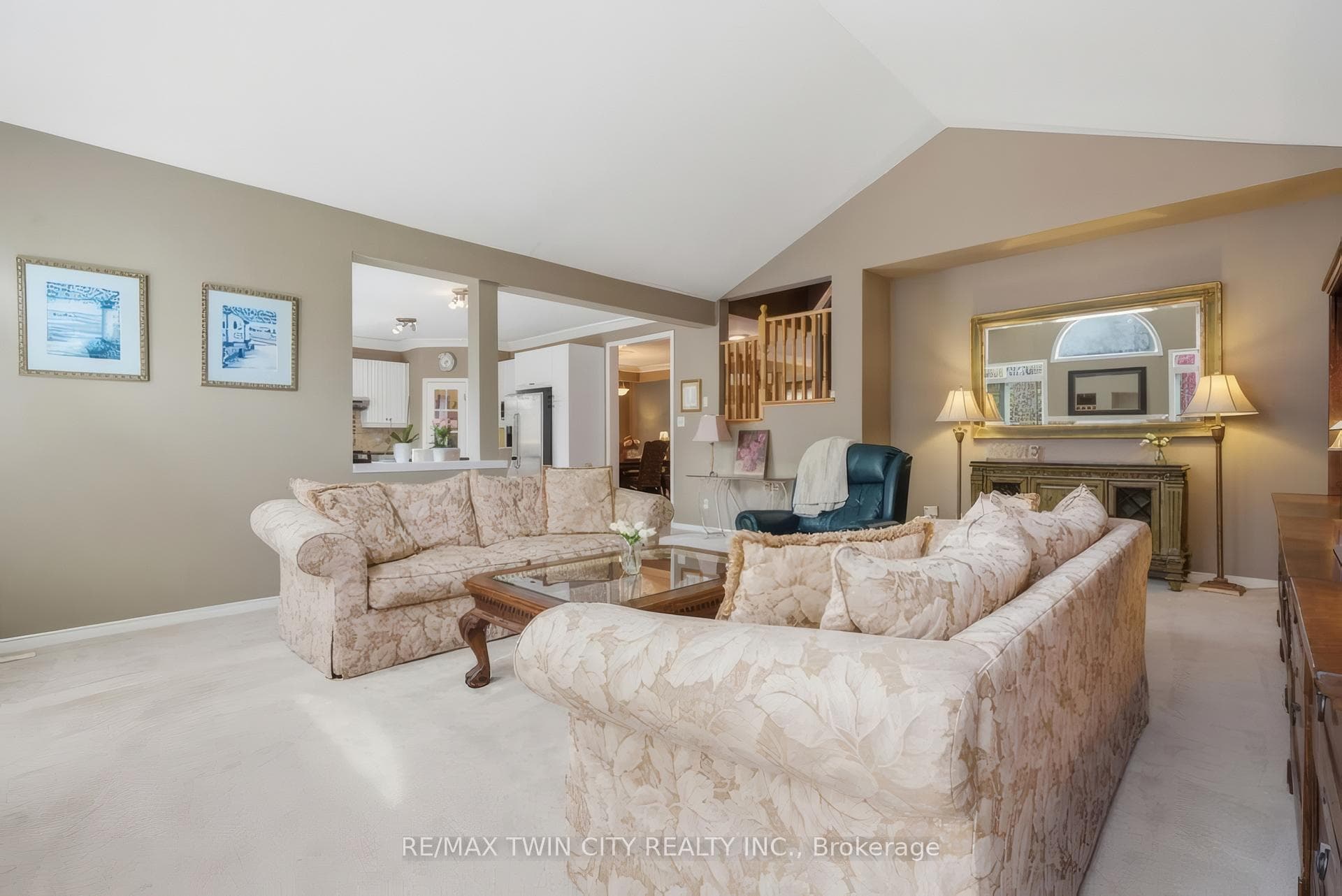 26 Knox Court photo 6