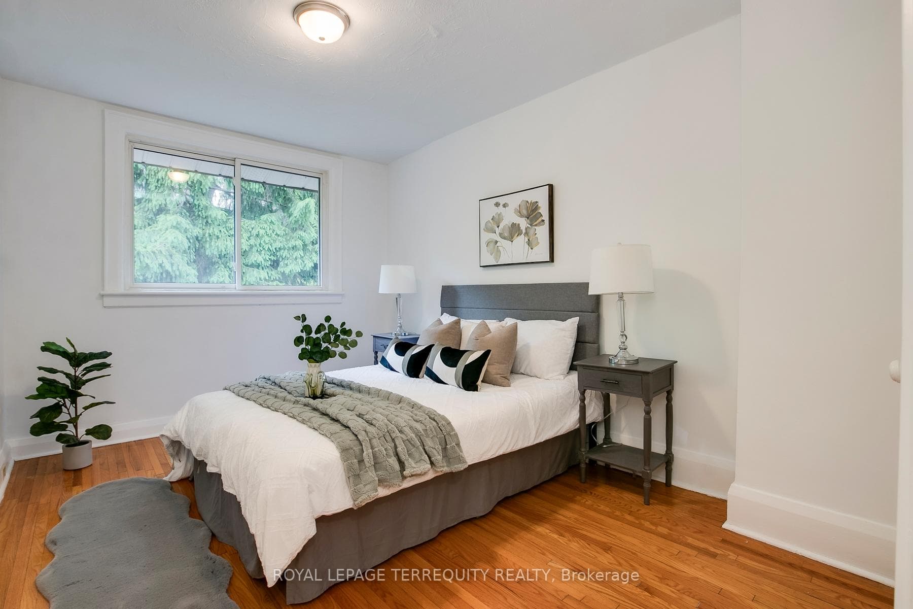 89 Springmount Avenue photo 13