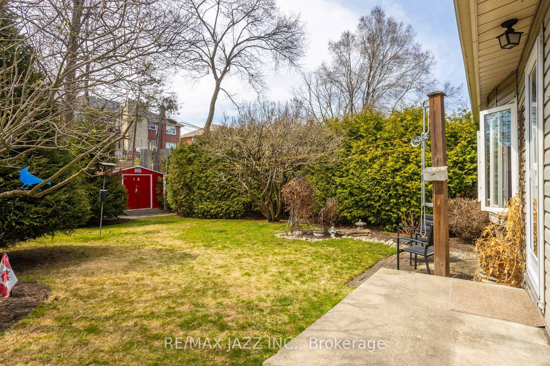 824 Masson Street photo 38