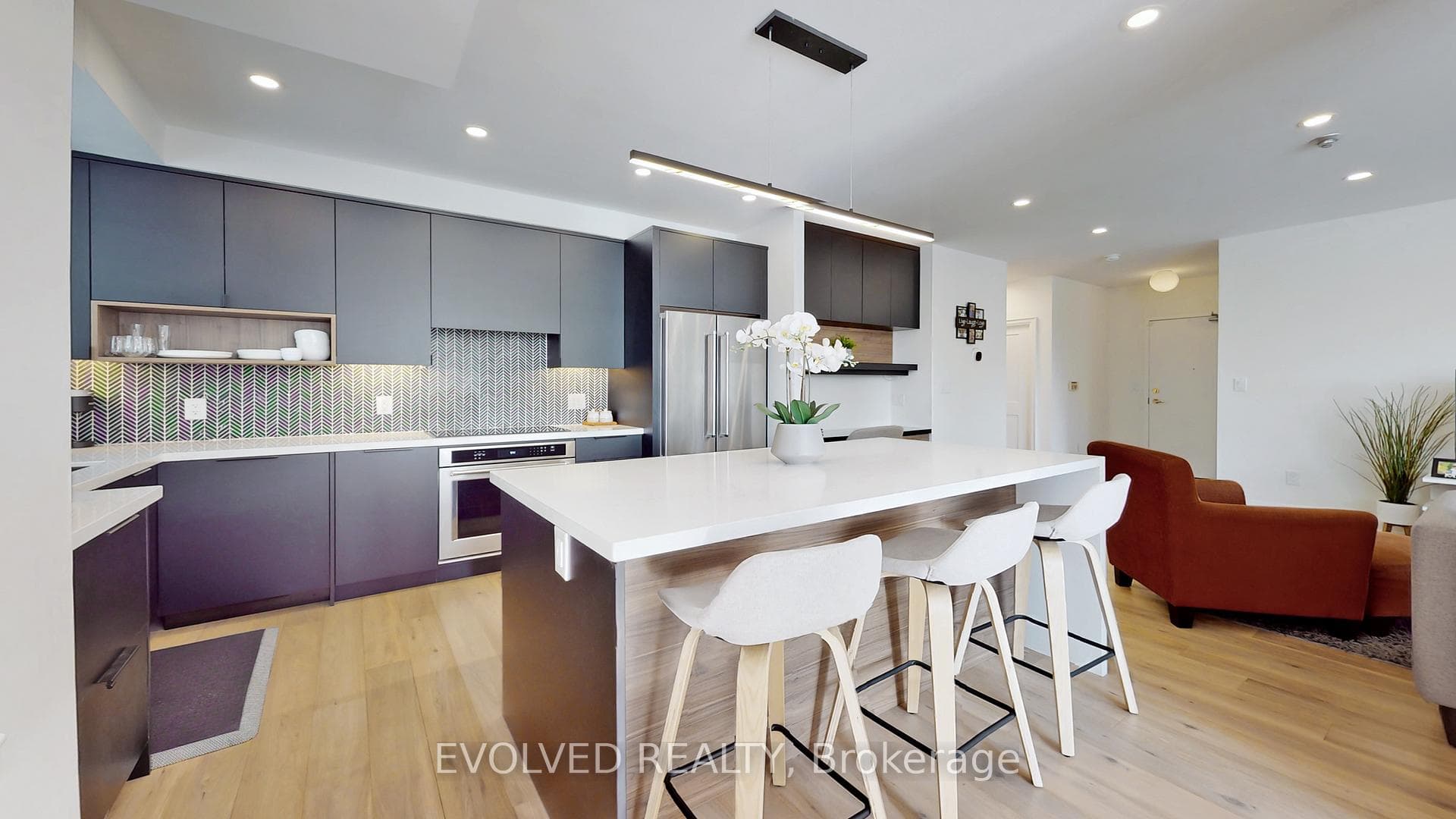 801 Lawrence Avenue Unit 206 photo 10