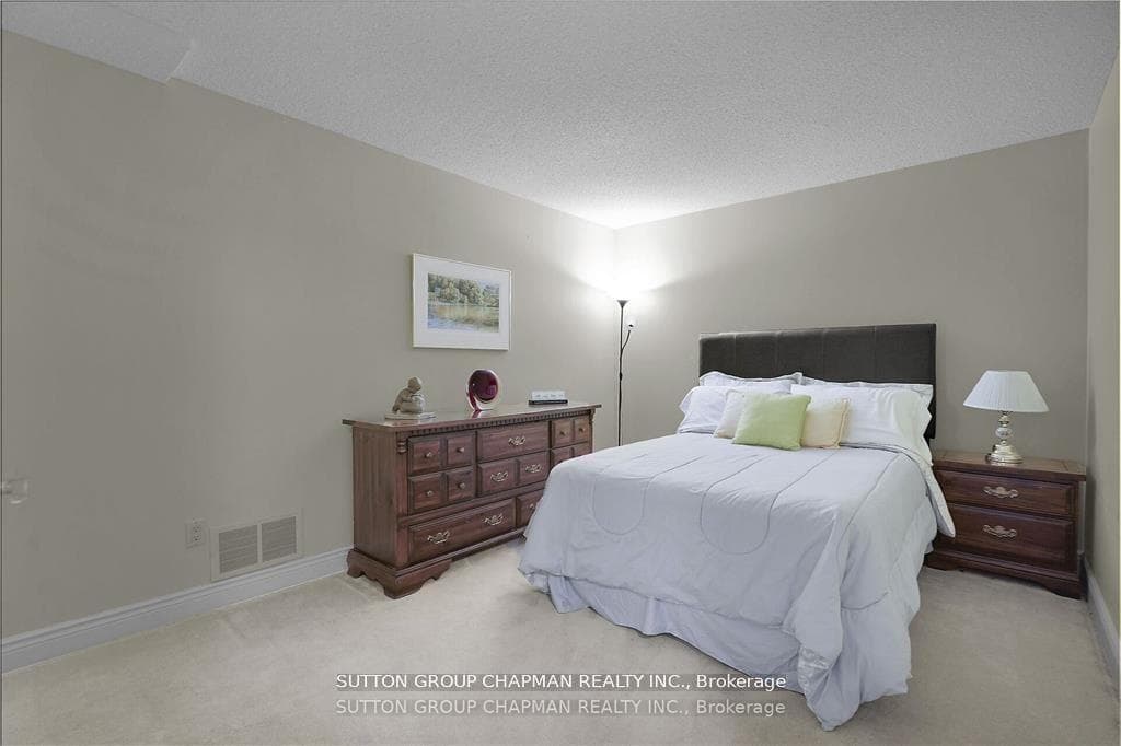 1200 Riverside Drive Unit 4 photo 40
