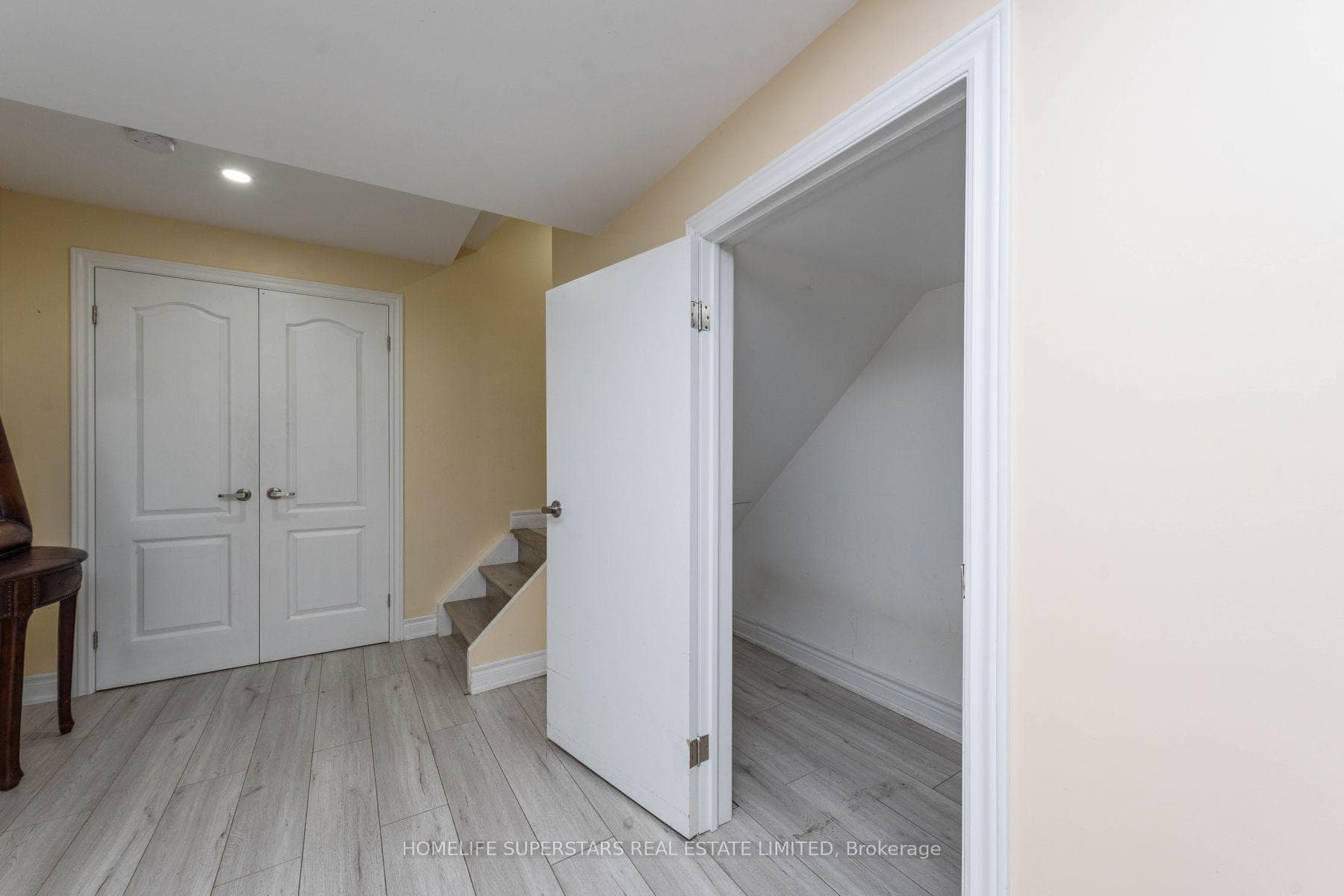 59 Thames Way photo 25