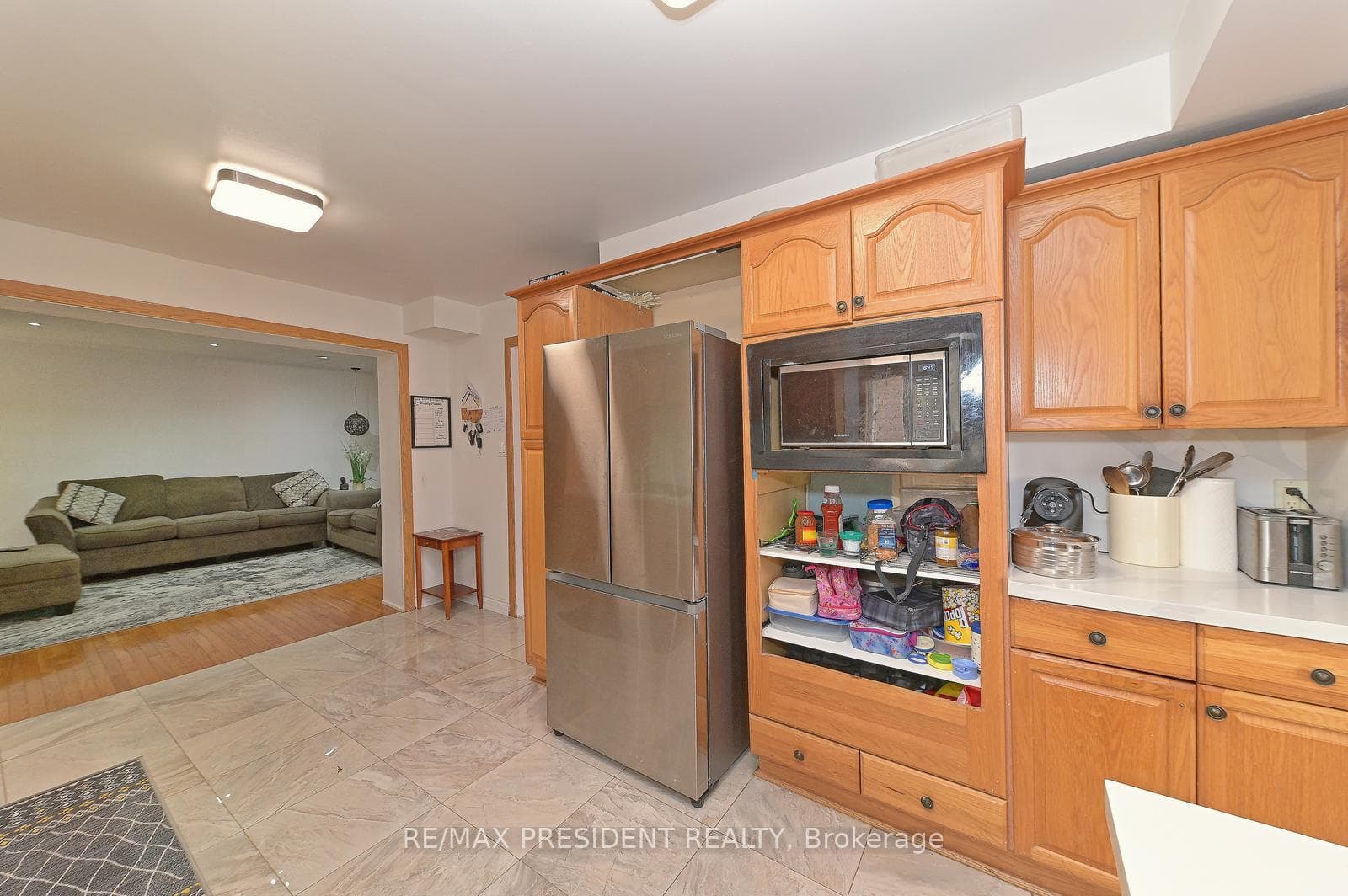 4 Morton Way photo 8