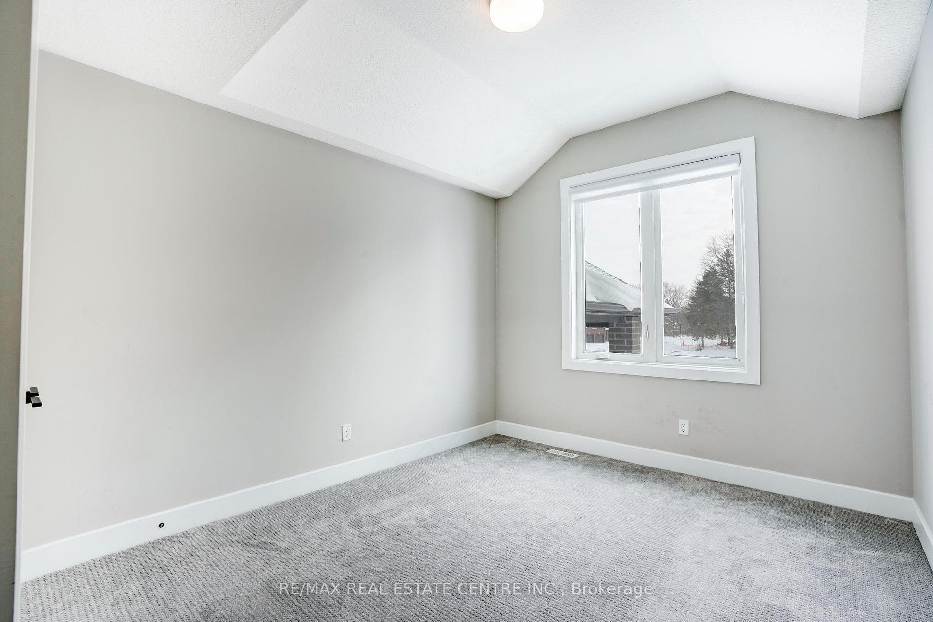 3328 Oriole Drive Unit Full House photo 25