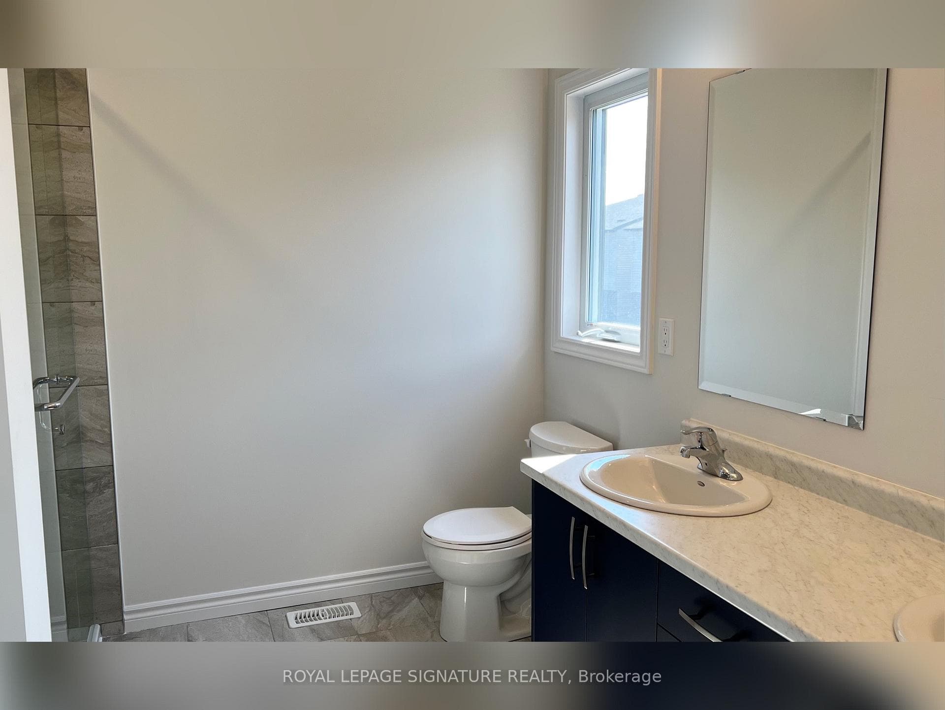 3128 Turner Crescent photo 34