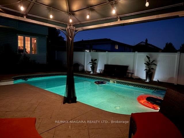 6736 Buckingham Drive photo 21