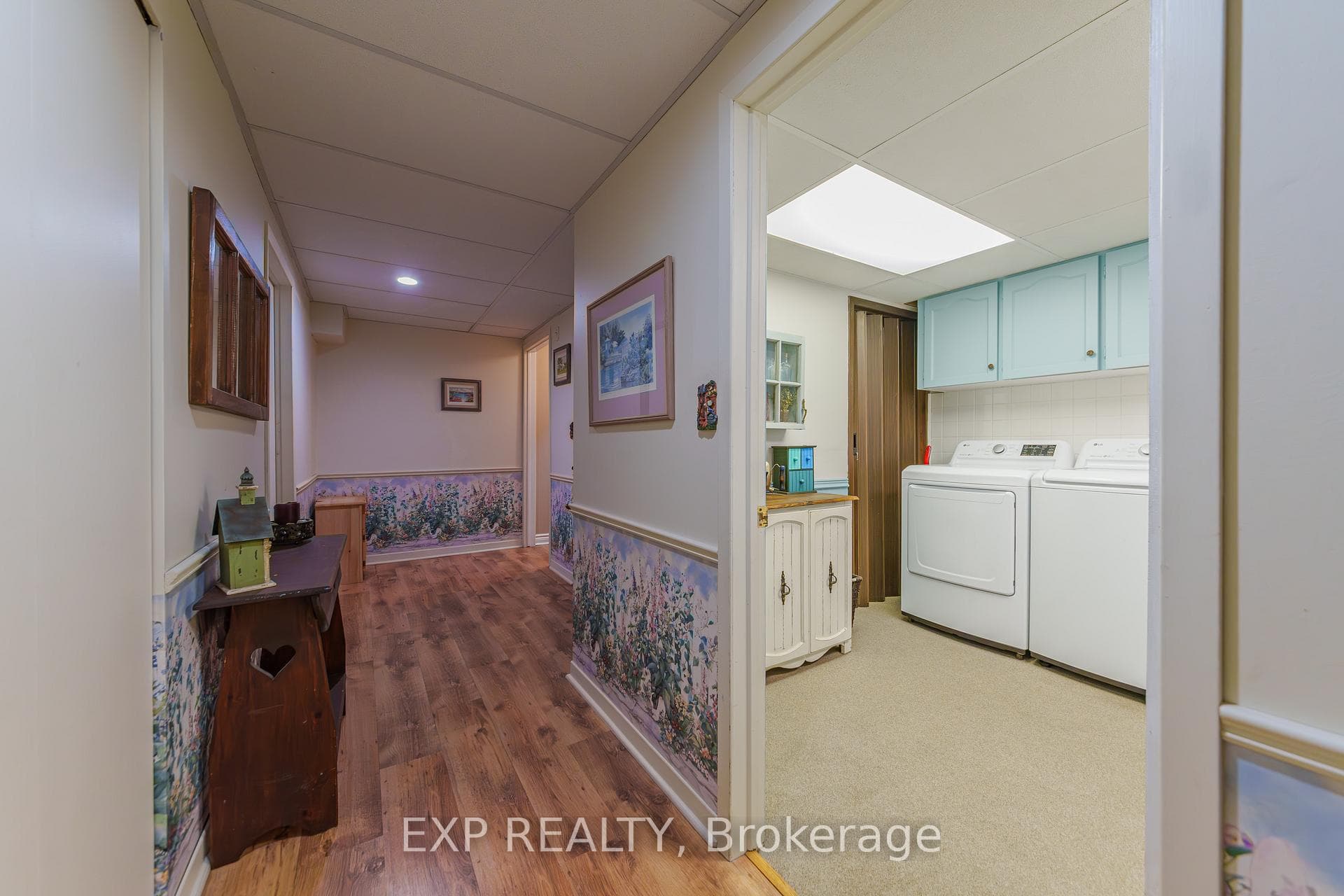 49 Parkmount Crescent photo 28
