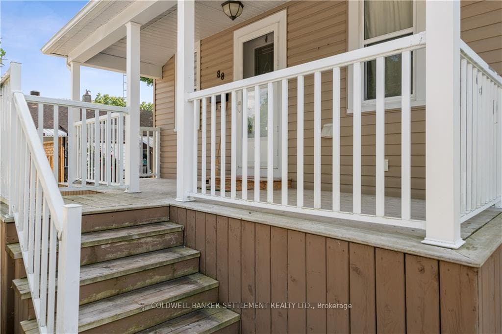 88 BECKWITH Street photo 4