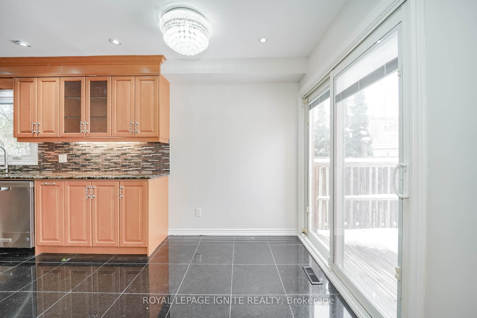 165 Clonmore Drive photo 21