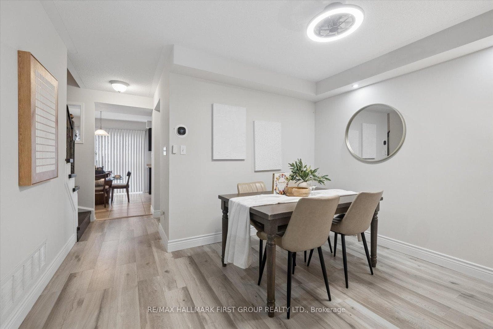 14 Oakins Lane photo 5