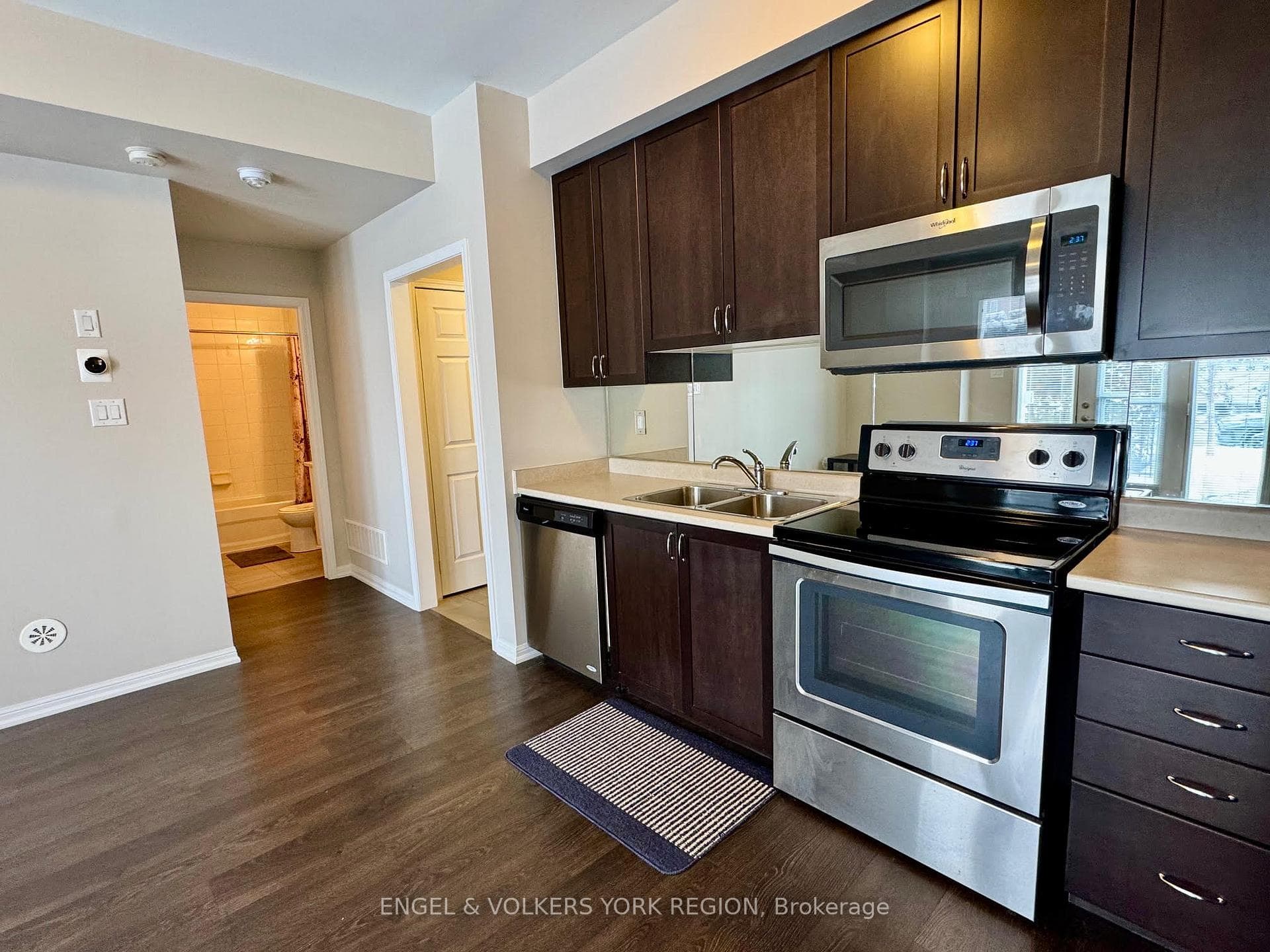 250 Sunny Meadow Boulevard Unit 16 photo 5