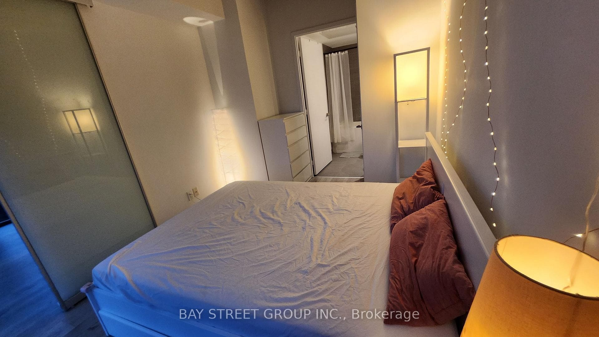 161 Roehampton Avenue Unit 3303 photo 11