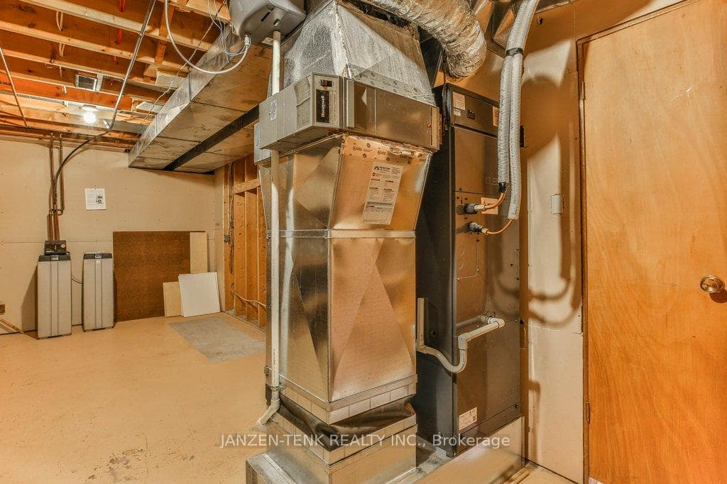 9293 Richmond Road photo 30