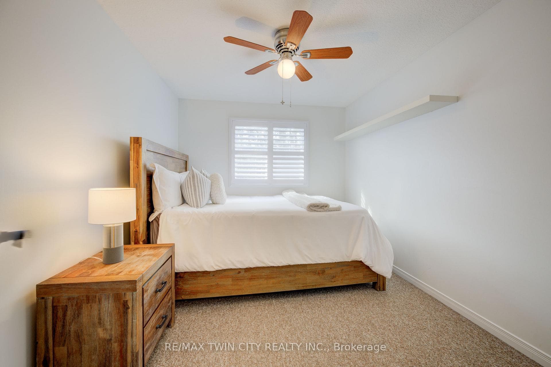92 Rush Meadow Street photo 19