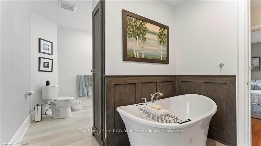 596 GRANT Street photo 23