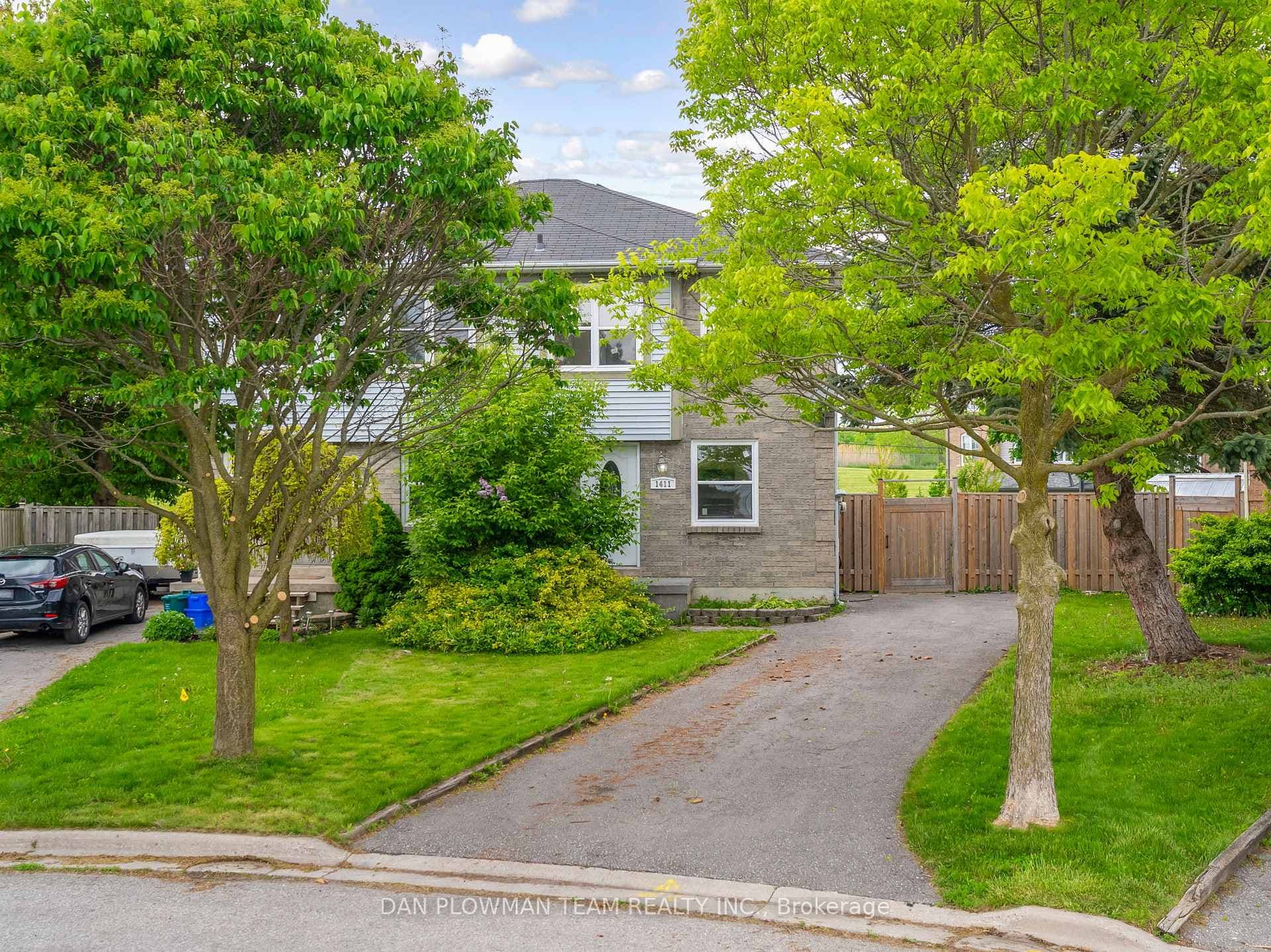 1411 Beaverbrook Court photo 1