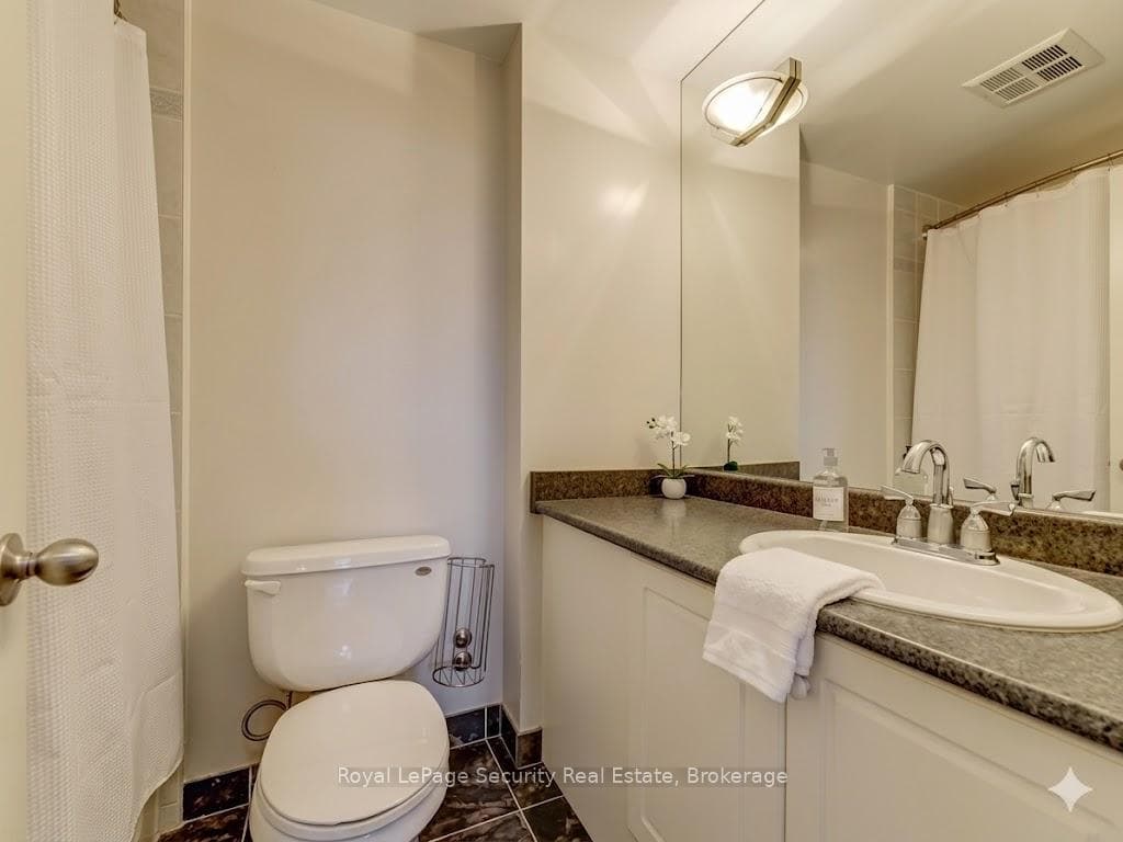 4200 Bathurst Street Unit 501 photo 6