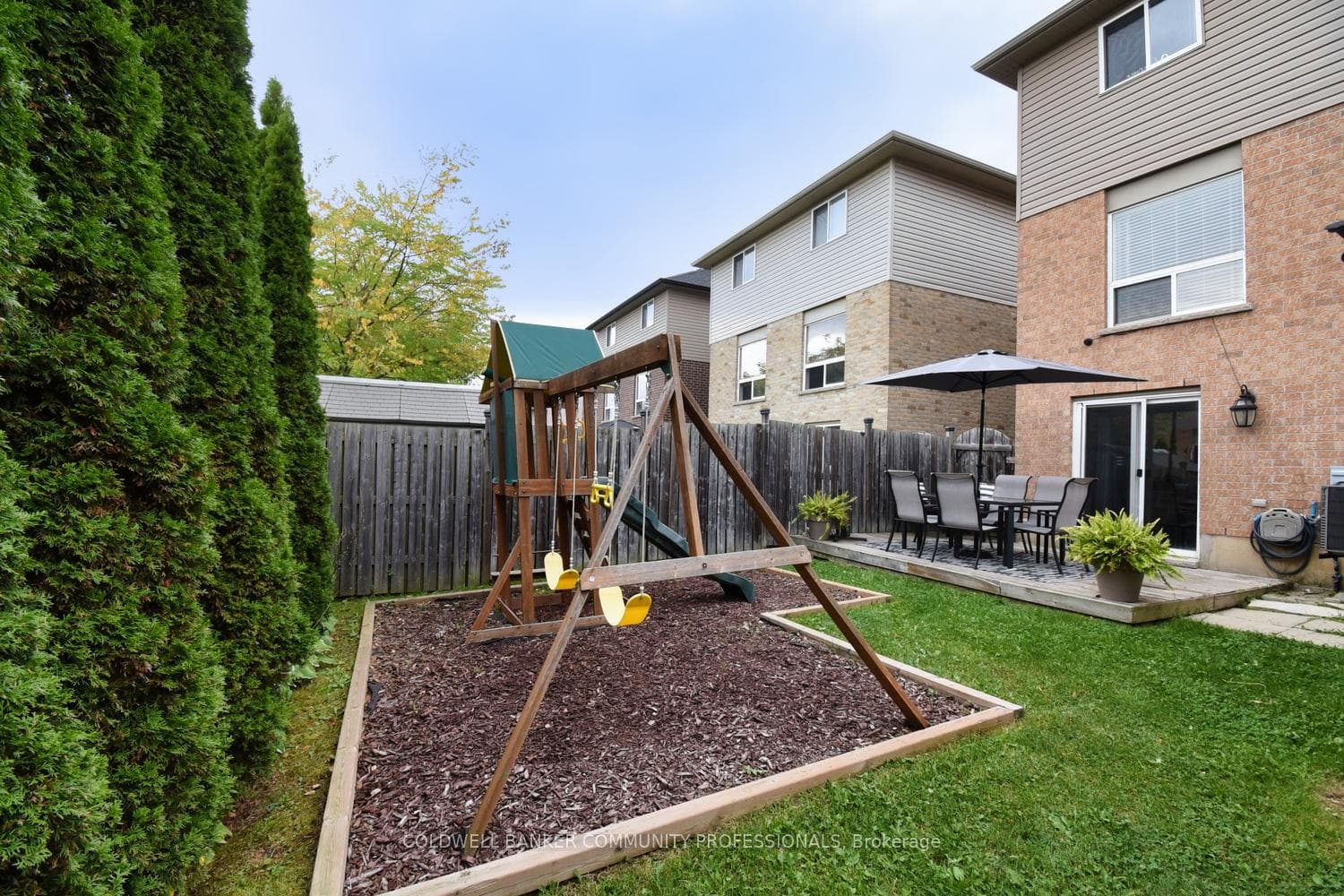 159 Thames Way photo 44