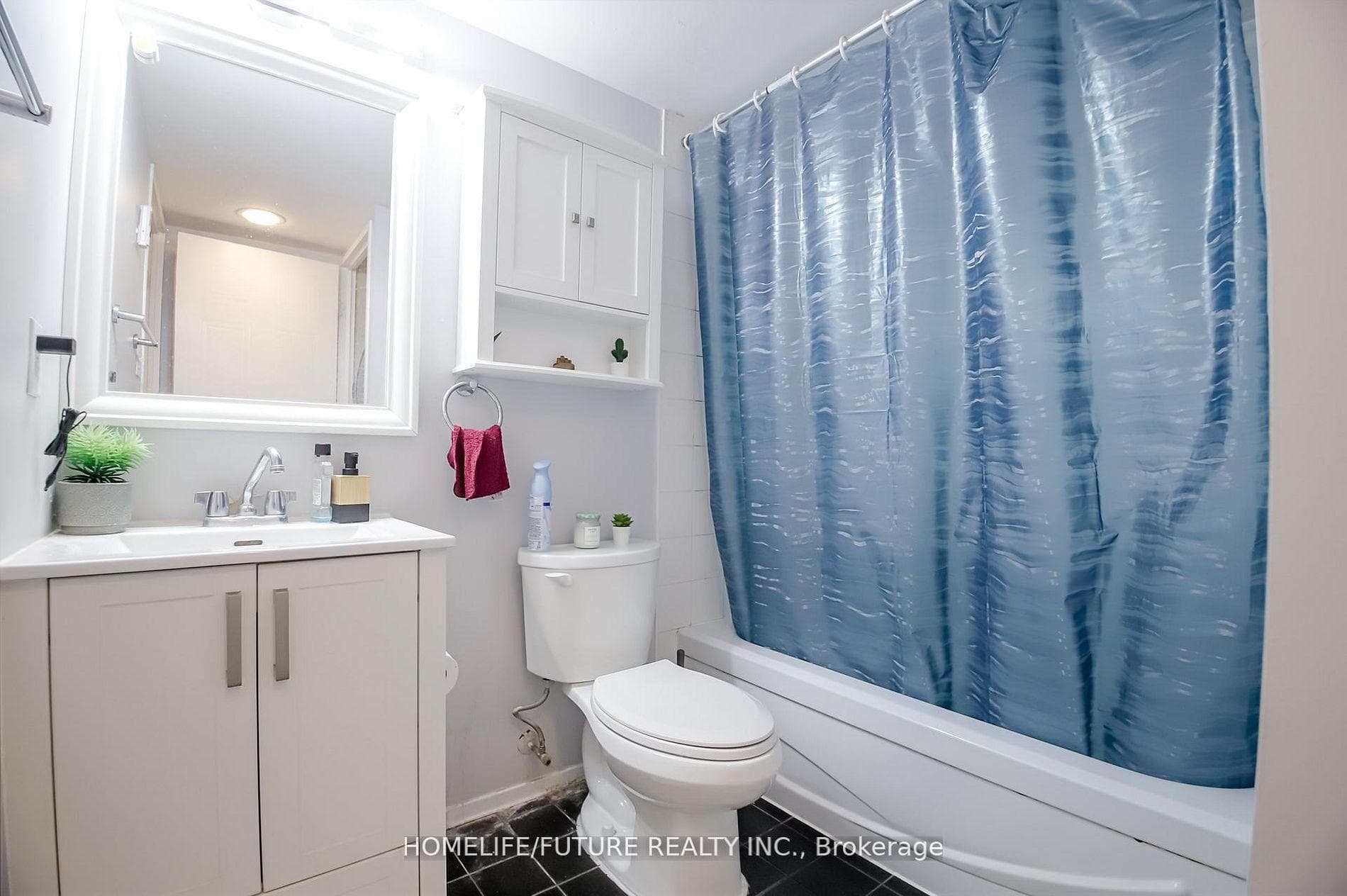 2550 Lawrence Avenue Unit 816 photo 22