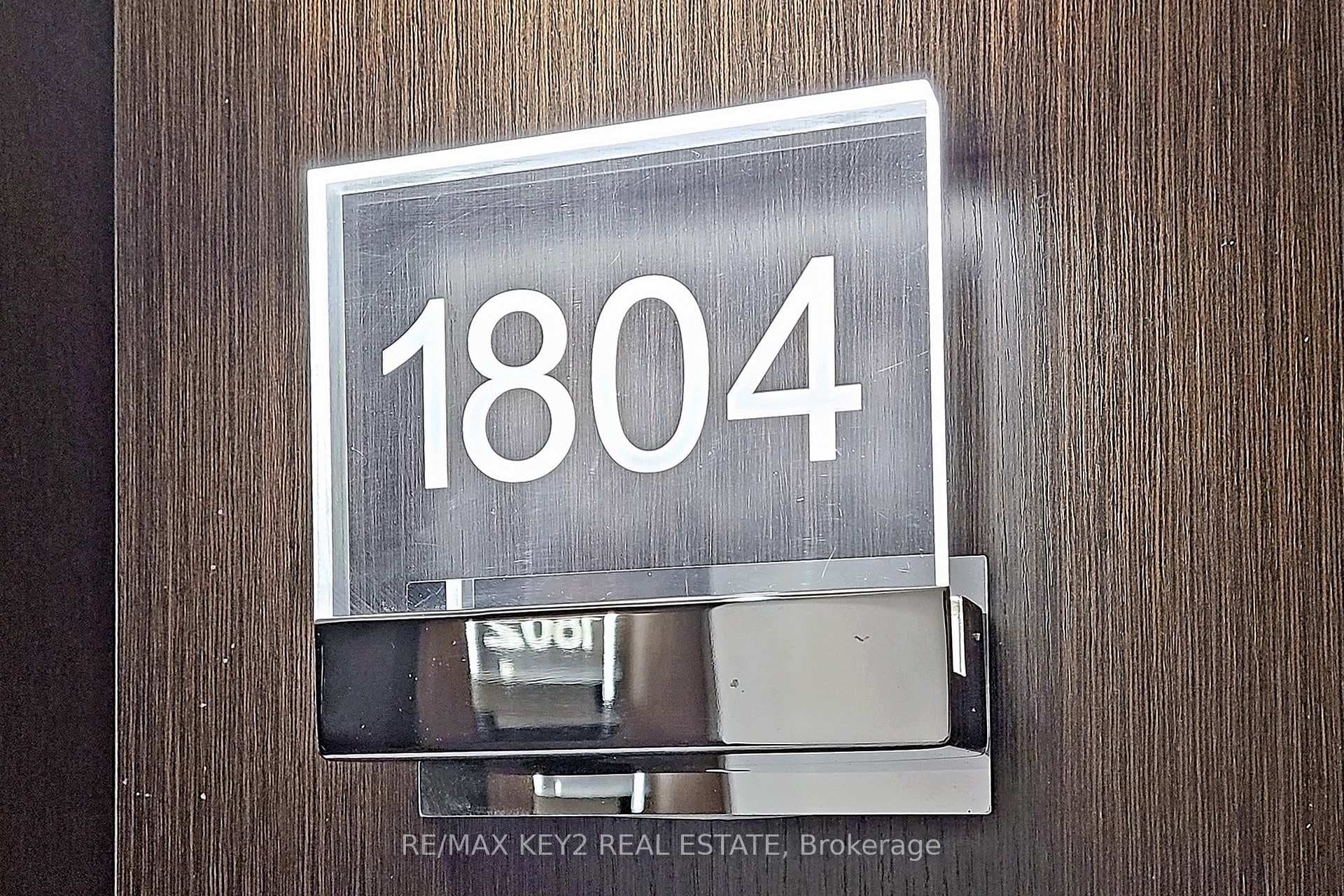 2221 Yonge Street Unit 1804 photo 2