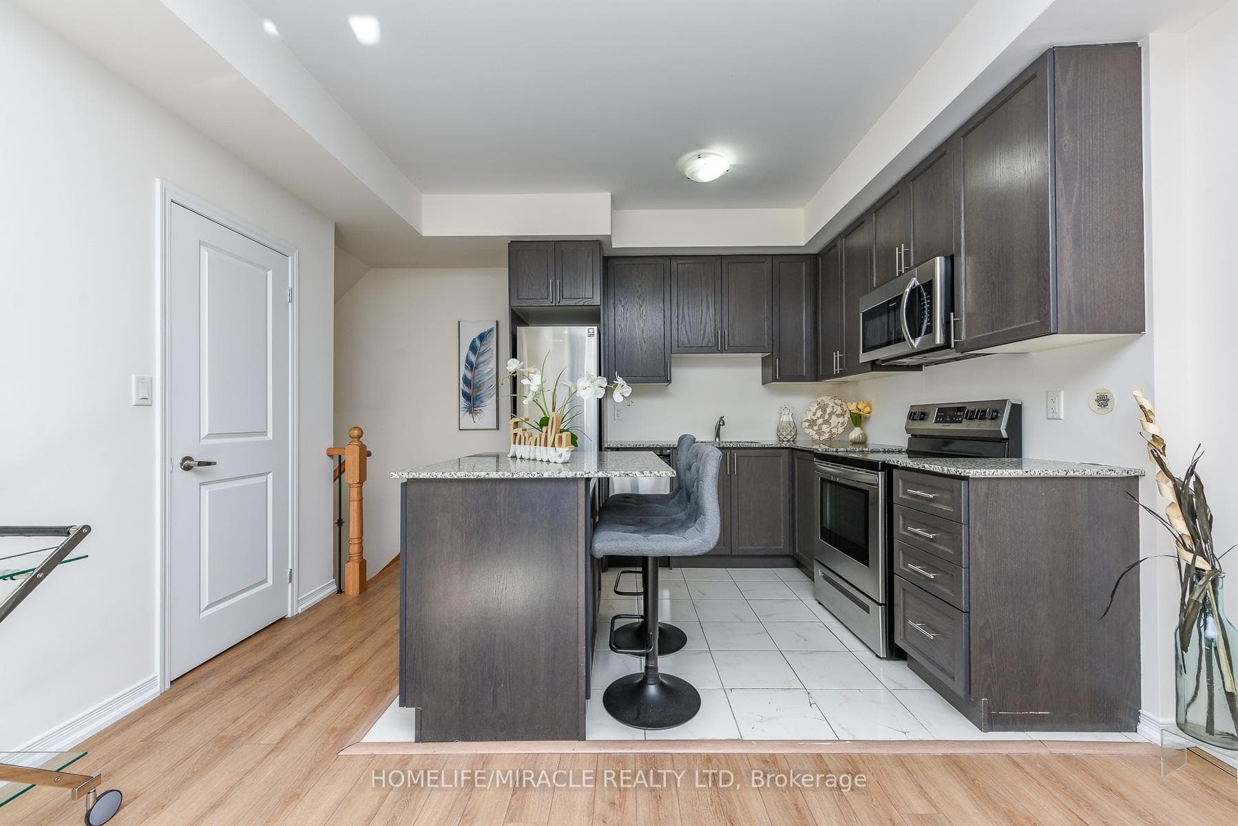 32 Fieldway Road Unit 122 photo 16