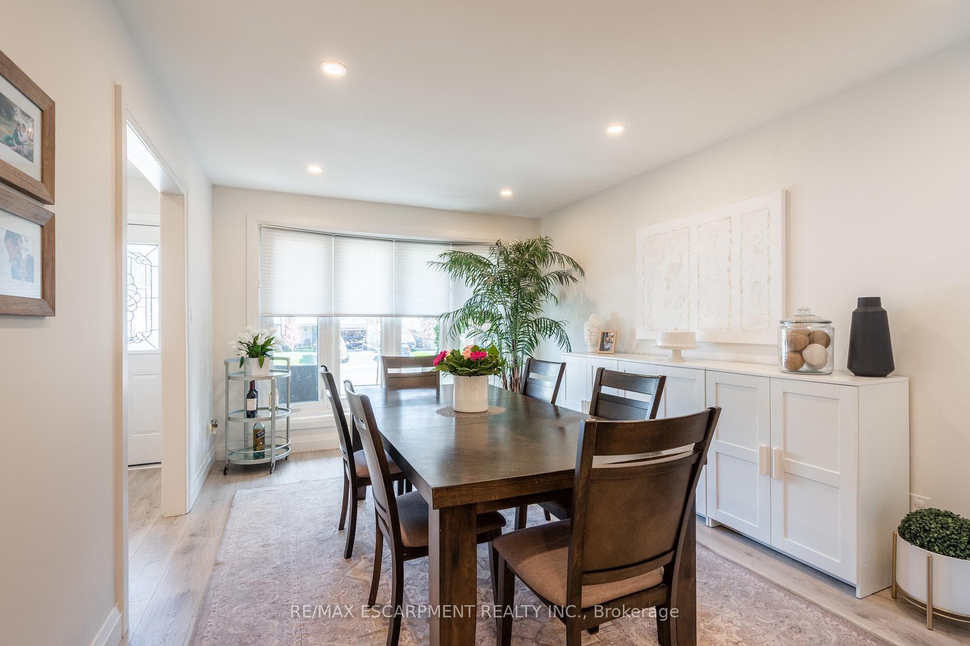 2385 Coldstream Drive photo 3