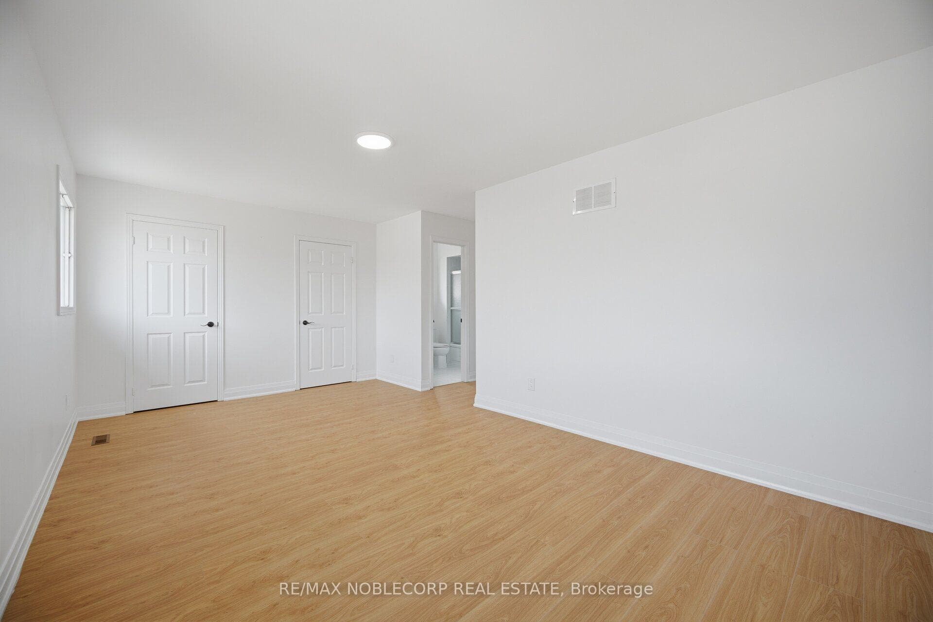 66 Cinrickbar Drive photo 30
