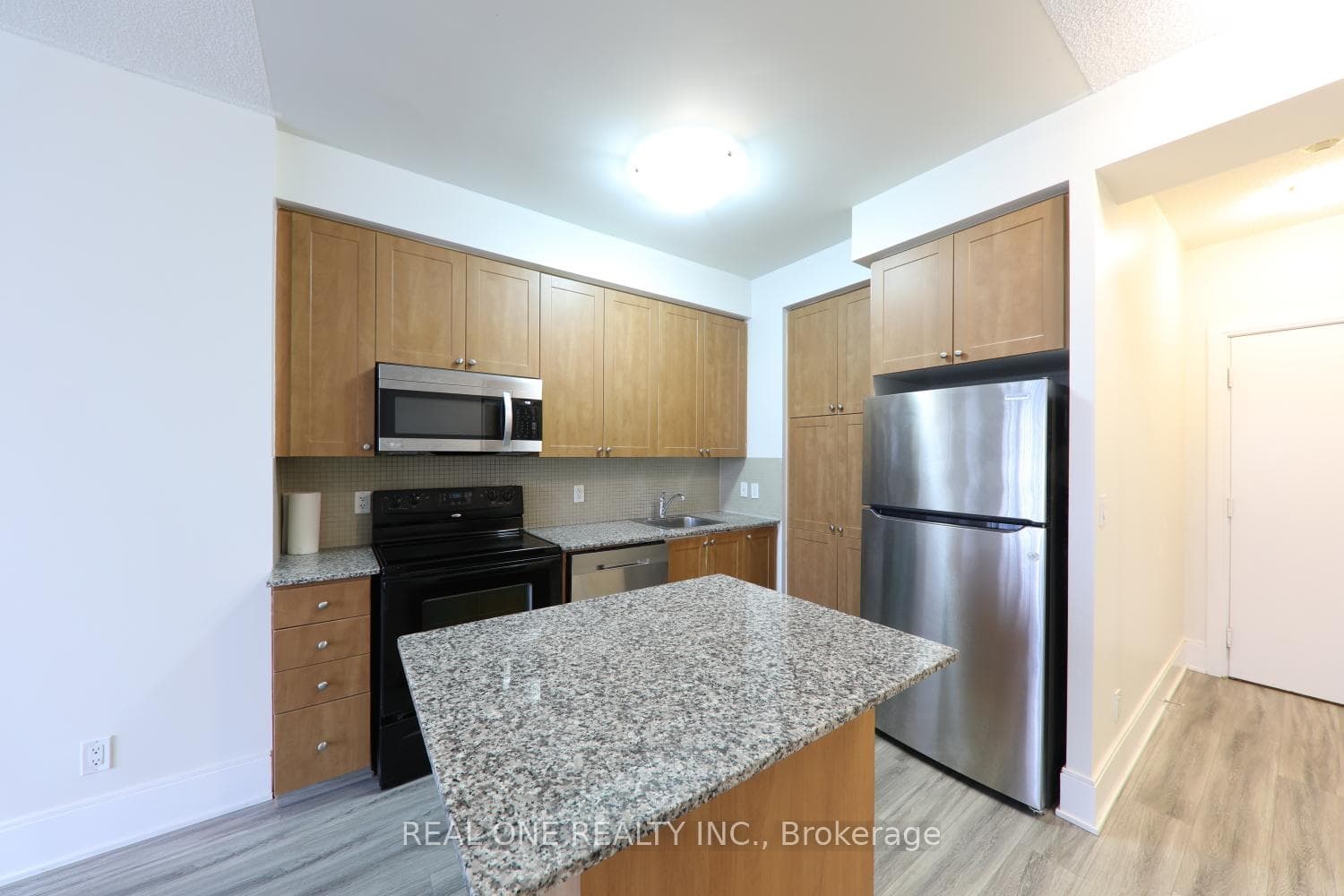 330 Burnhamthorpe Road Unit 2708 photo 10