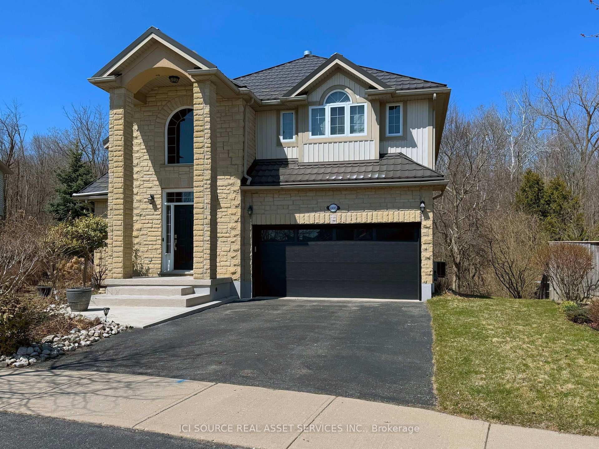 808 Grey Alder Court photo 1