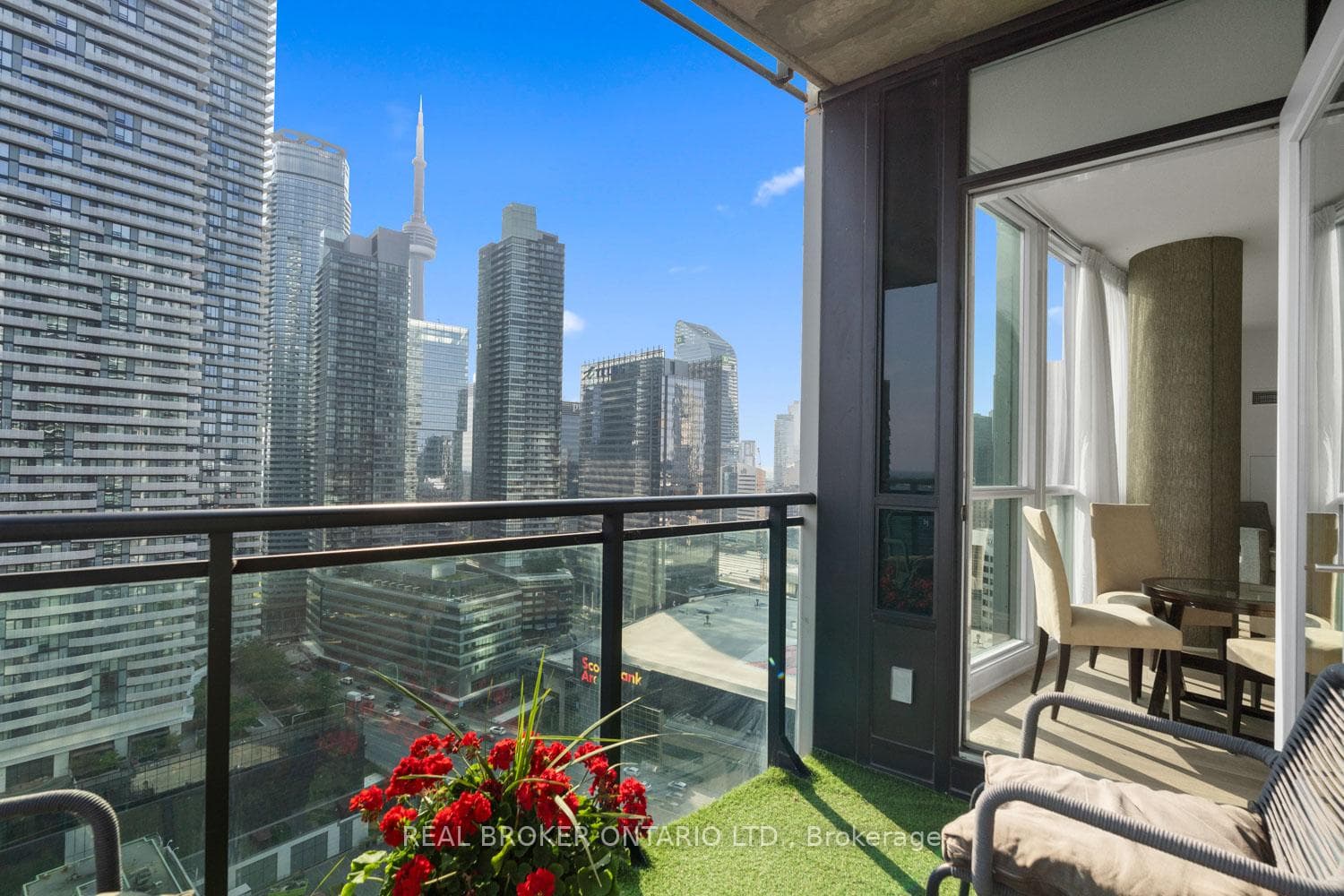 Balcony with great views of both water & city!