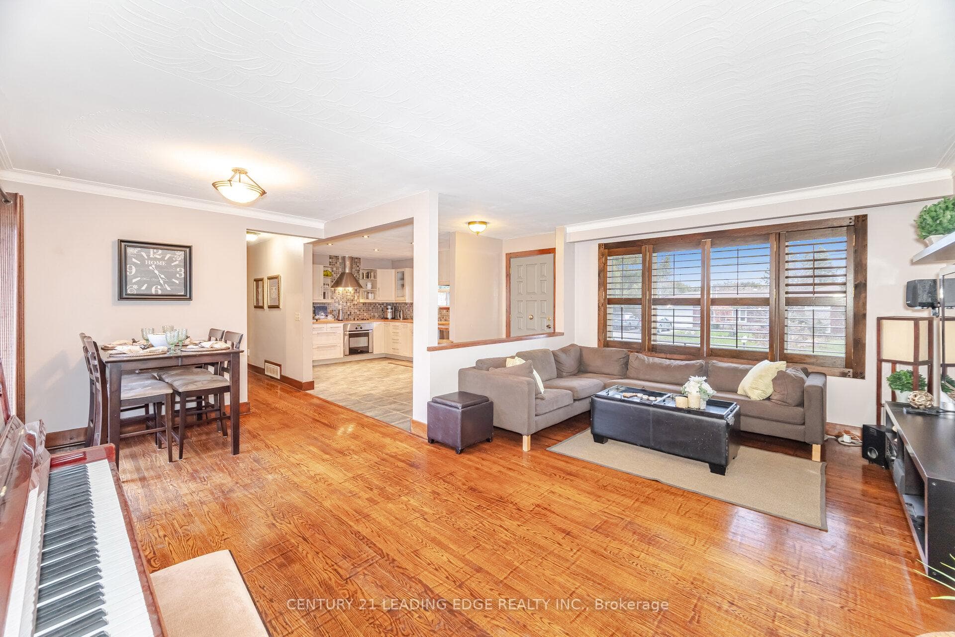 29 Joyce Boulevard photo 23