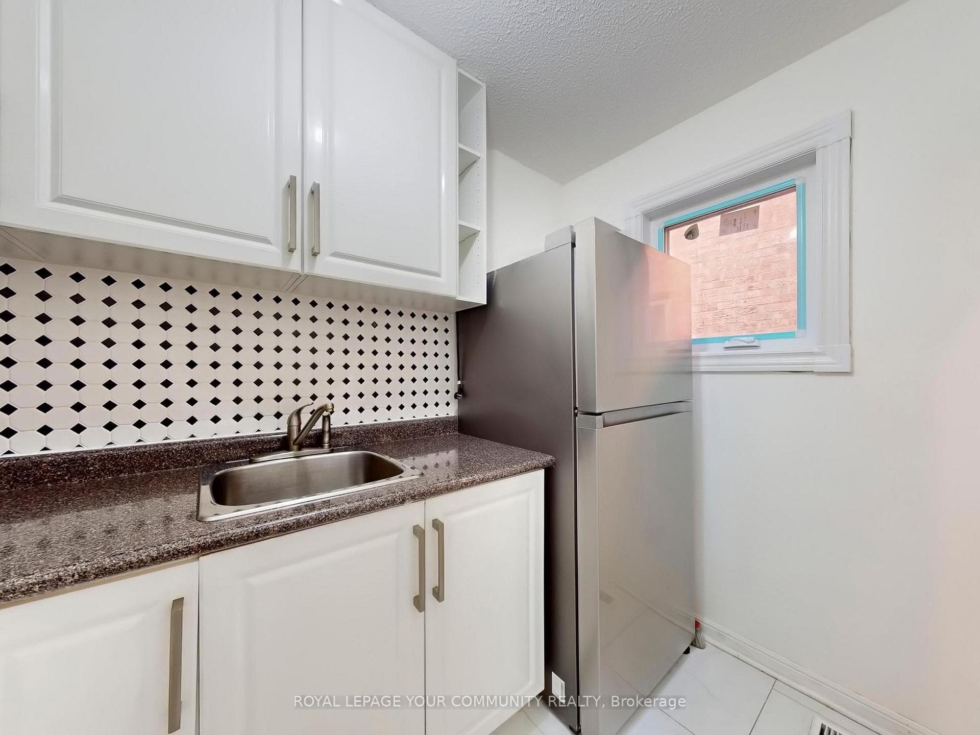 54 Emcarr Drive photo 33