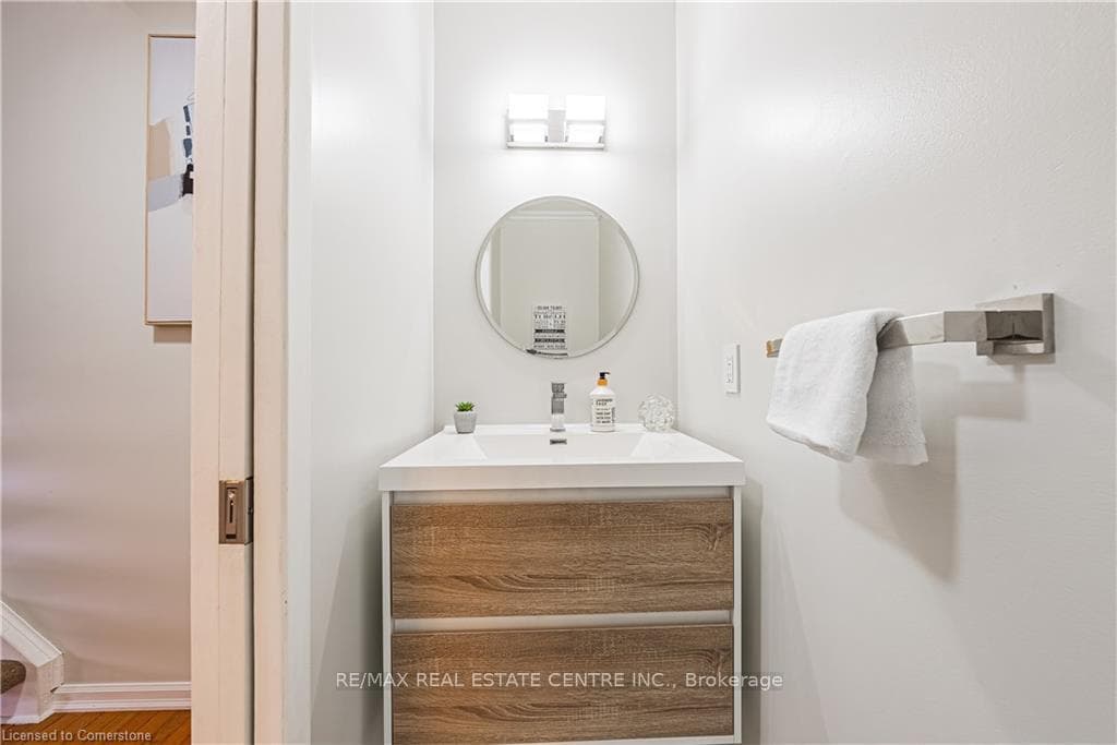 111 Traynor Avenue Unit 27 photo 12