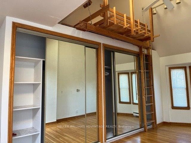 15 Hazelwood Avenue Unit Upper photo 5