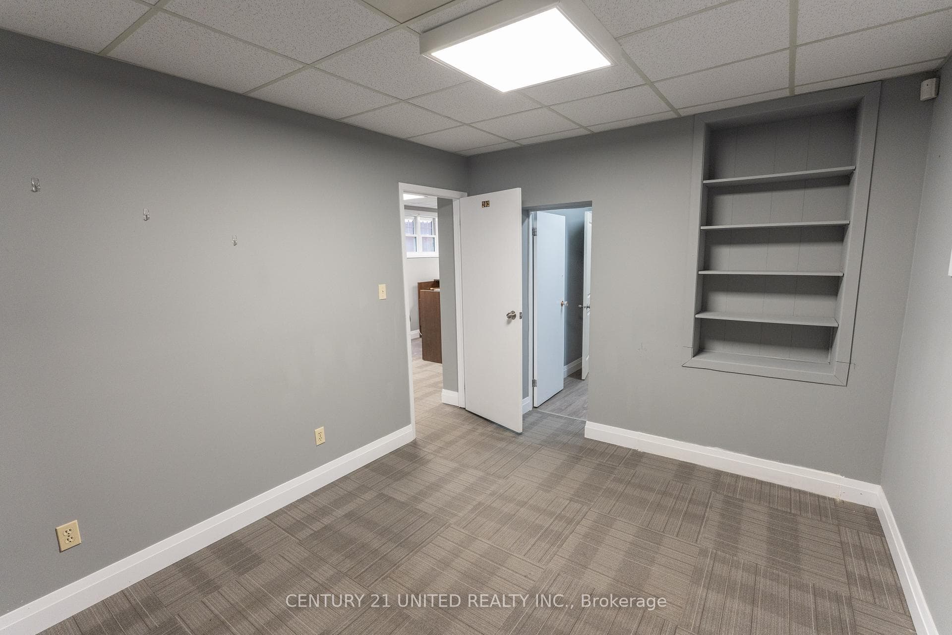 310 Rubidge Street photo 12
