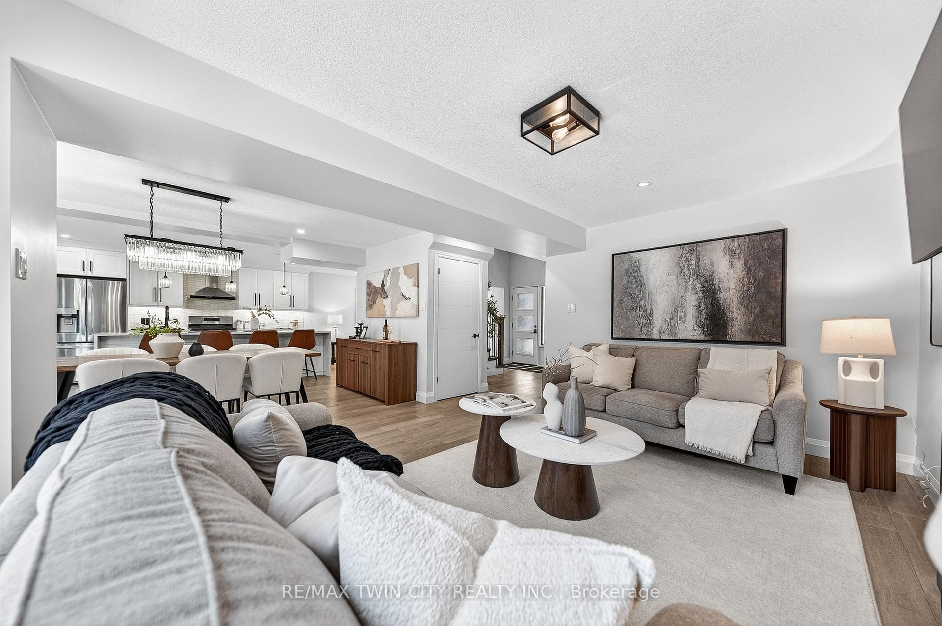 166 Westvale Drive photo 26