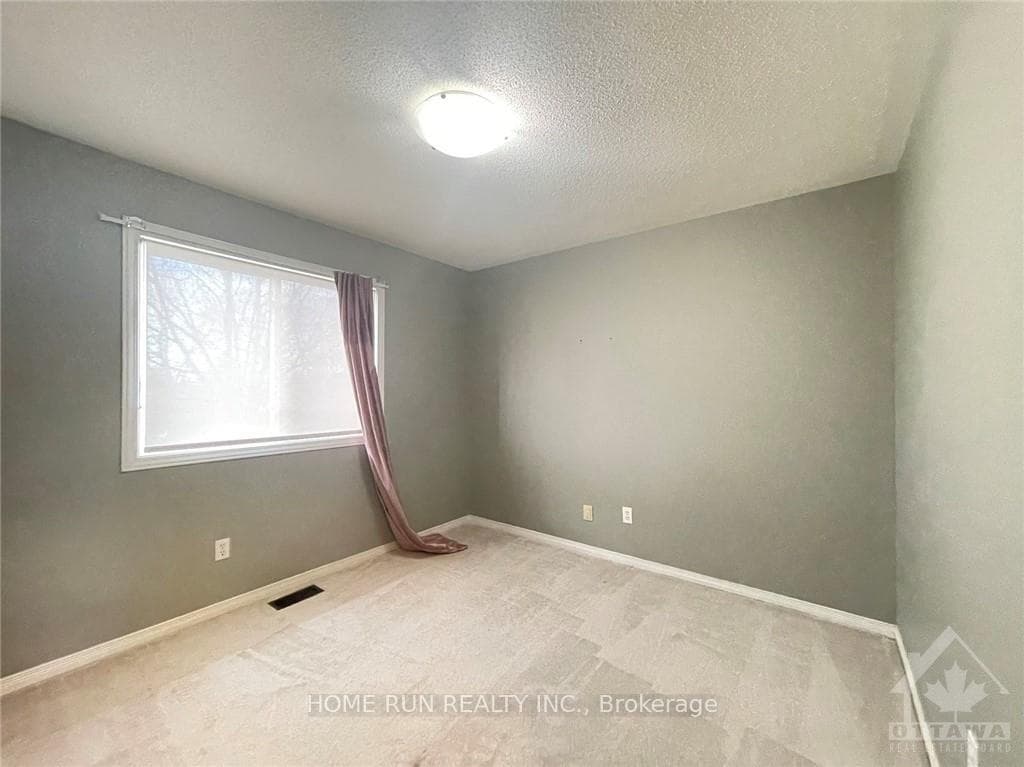 25 COVINGTON Place photo 11
