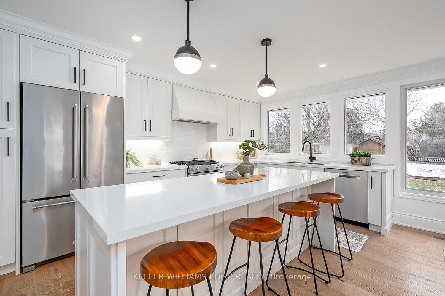 289 BELVENIA Road photo 11