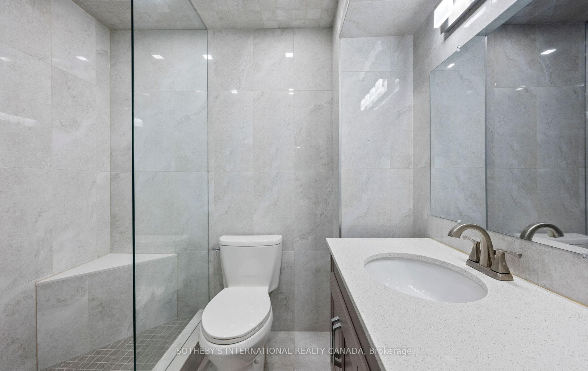 745 Farmstead Drive Unit 21 photo 40