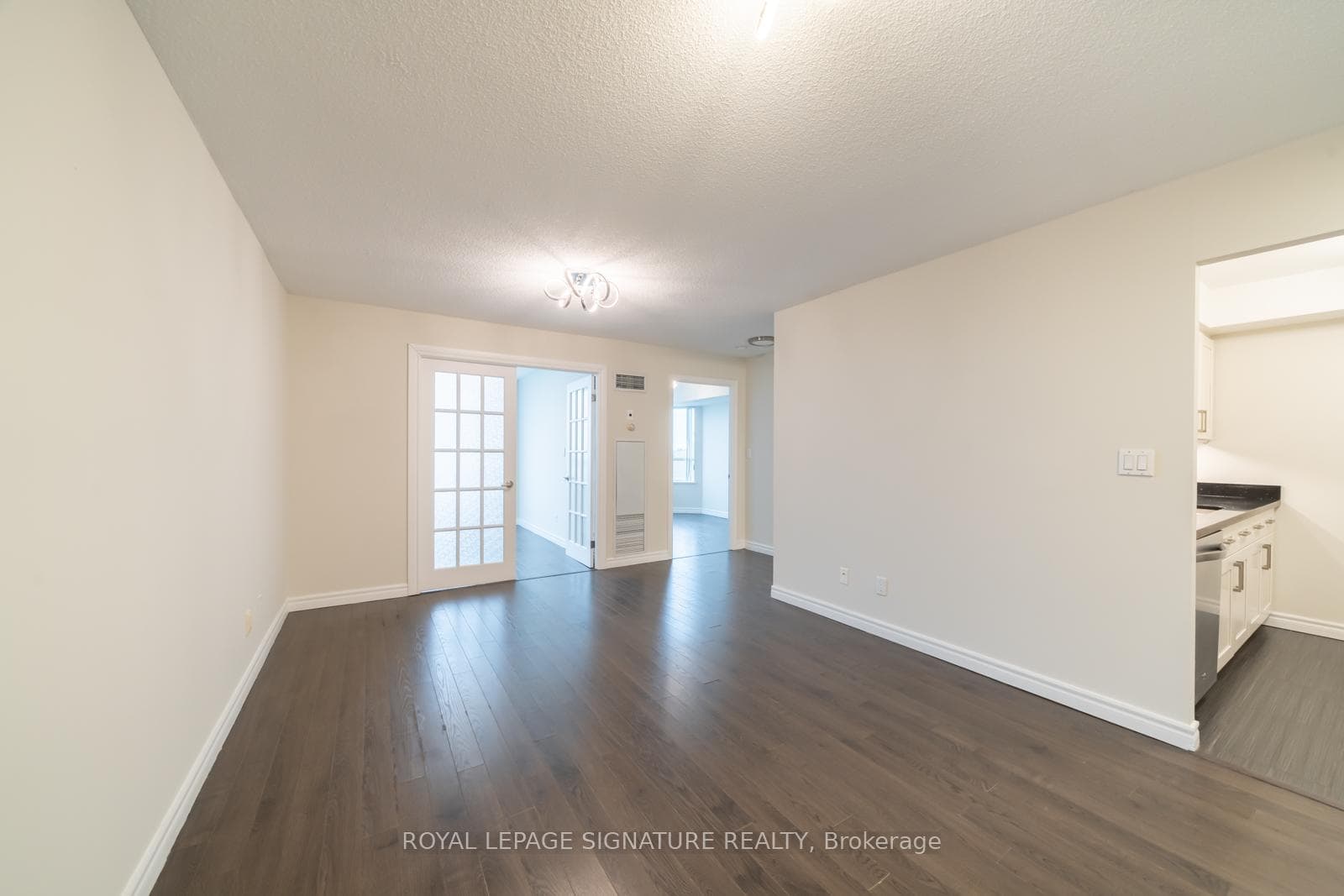 68 Corporate Drive Unit 2735 photo 8
